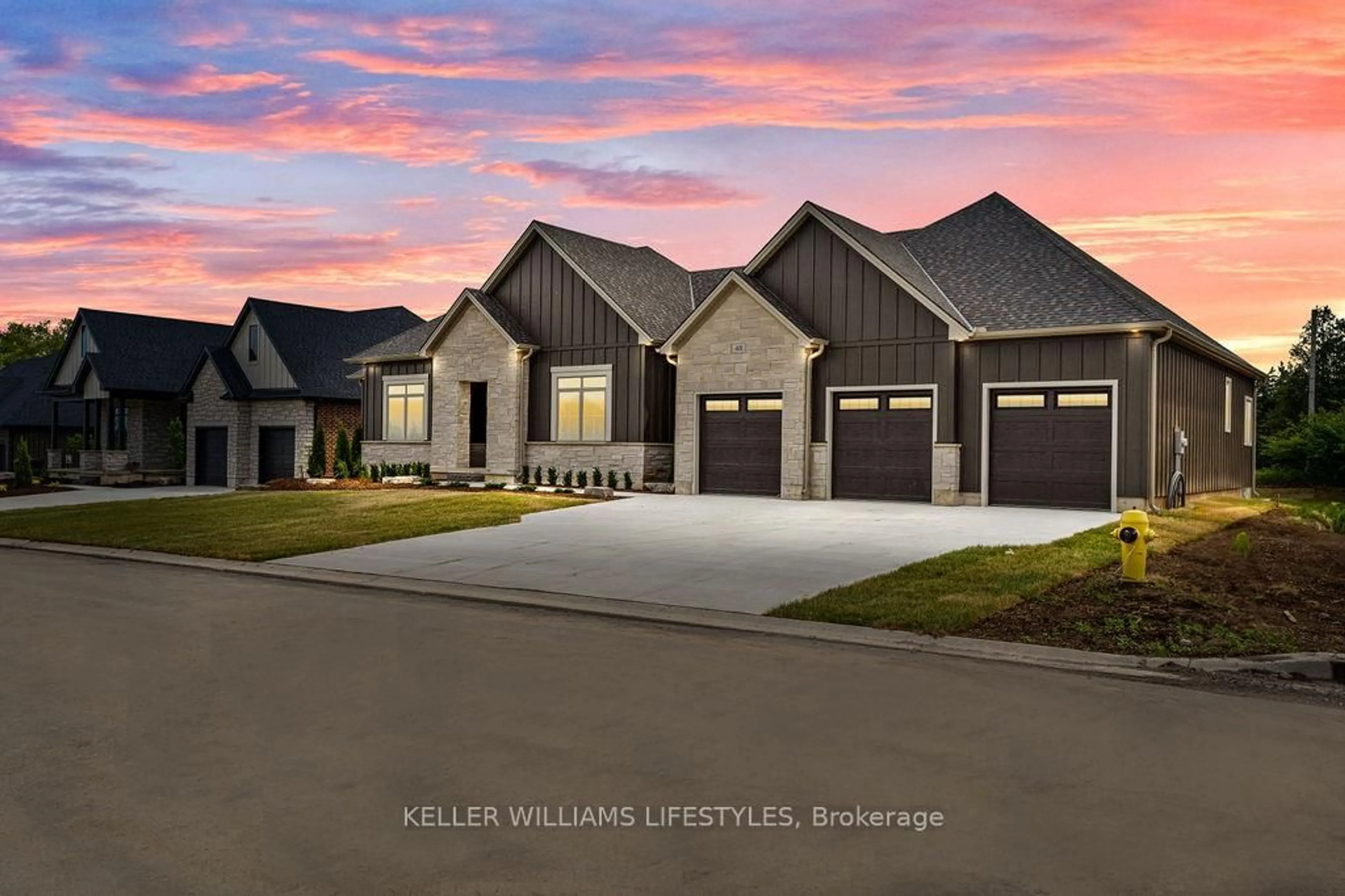 Unknown for 52 EAST GLEN Dr, Lambton Shores Ontario N0M 1B0