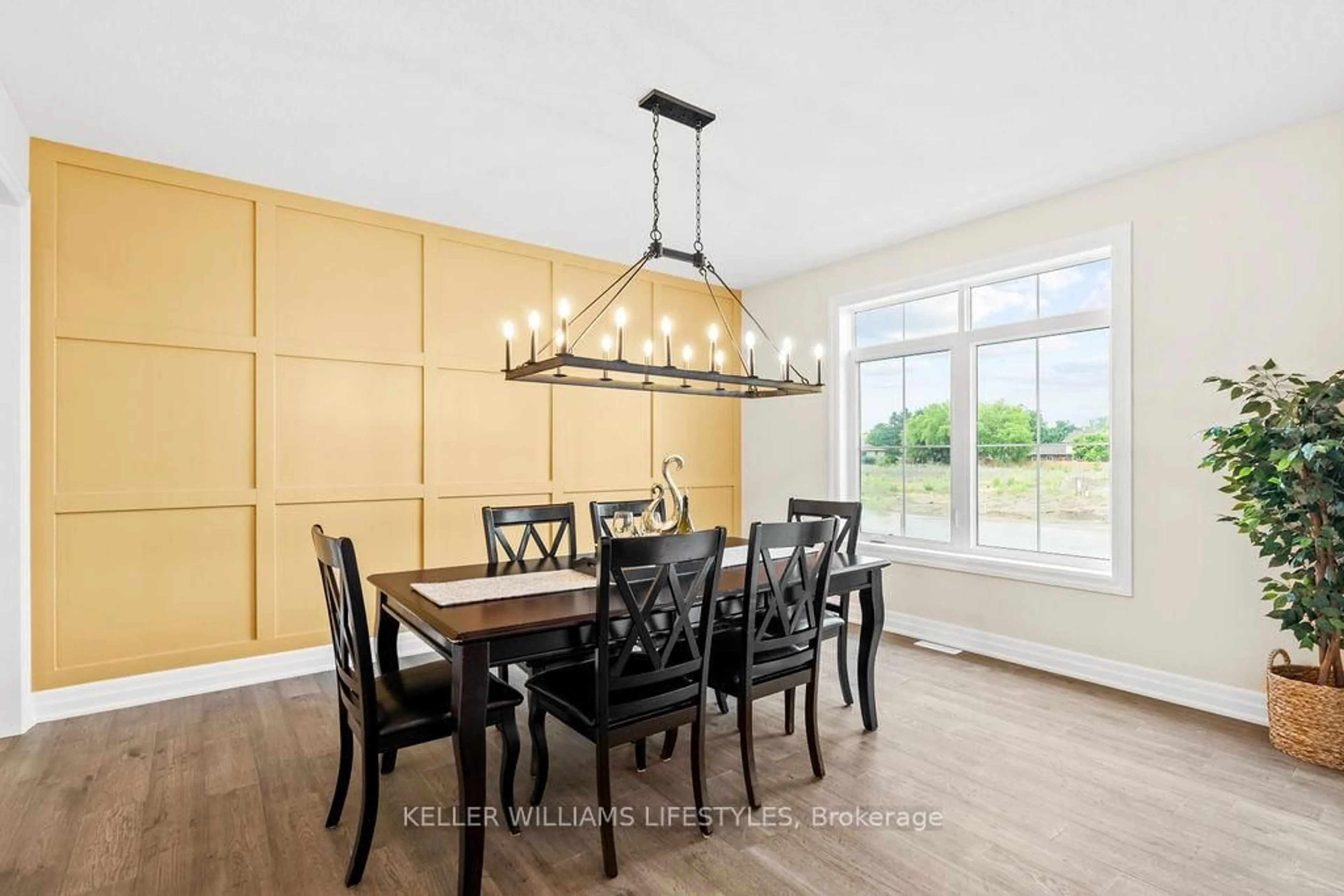 Dining room, unknown for 52 EAST GLEN Dr, Lambton Shores Ontario N0M 1B0