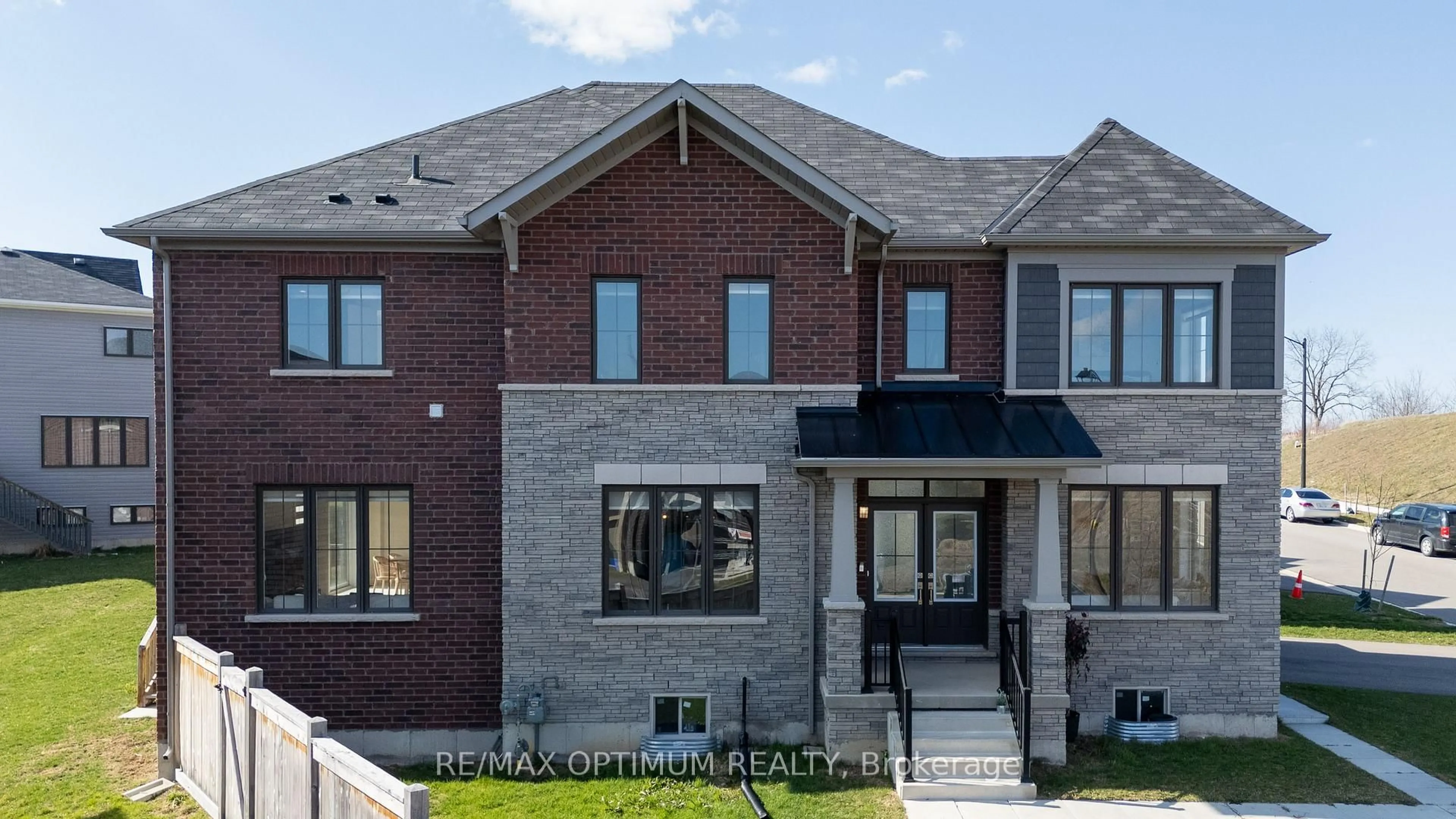 Home with brick exterior material, unknown for 106 Sundin Dr, Haldimand Ontario N3W 0H3