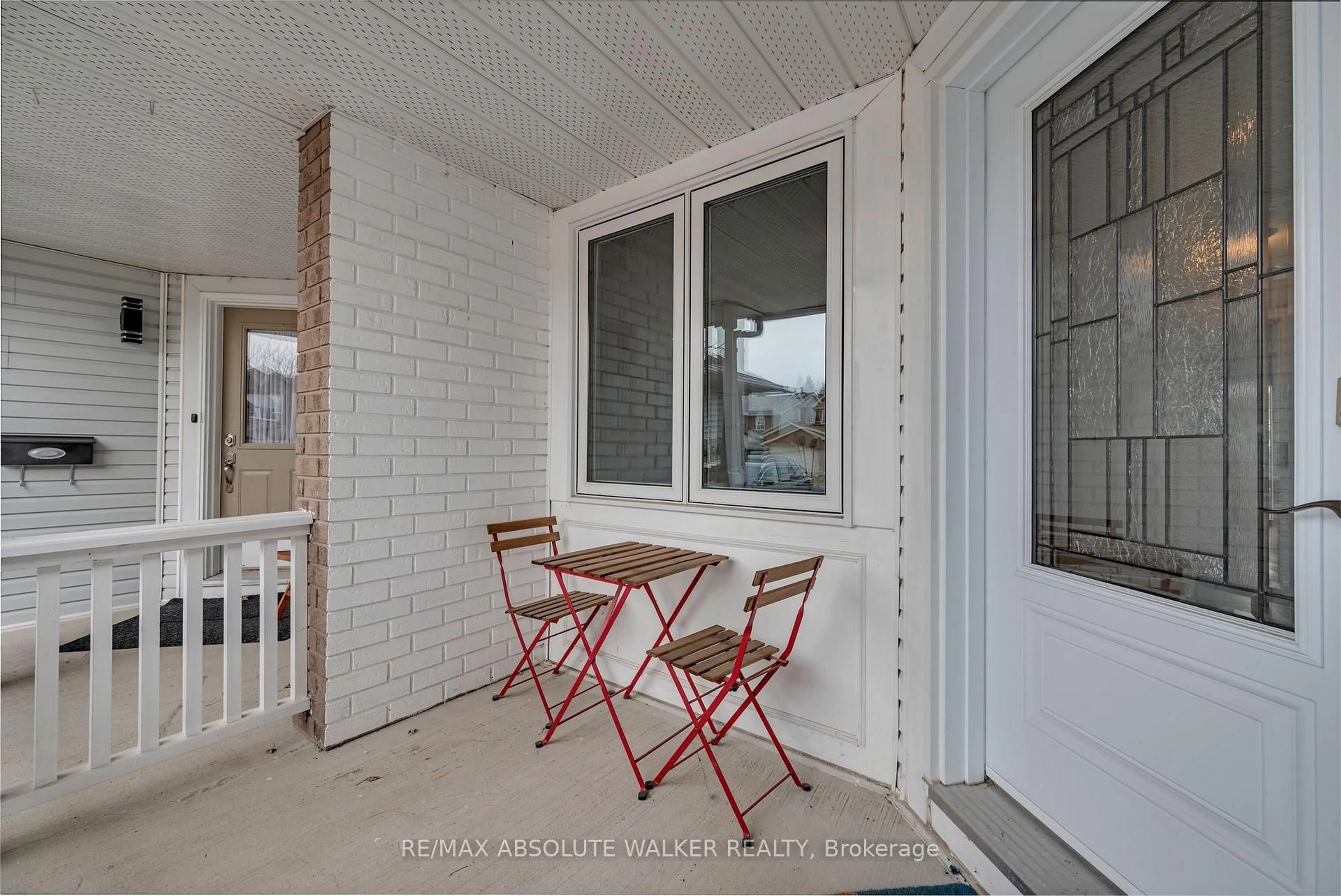 Unknown for 38 Beacon Way, Ottawa Ontario K2K 2R3