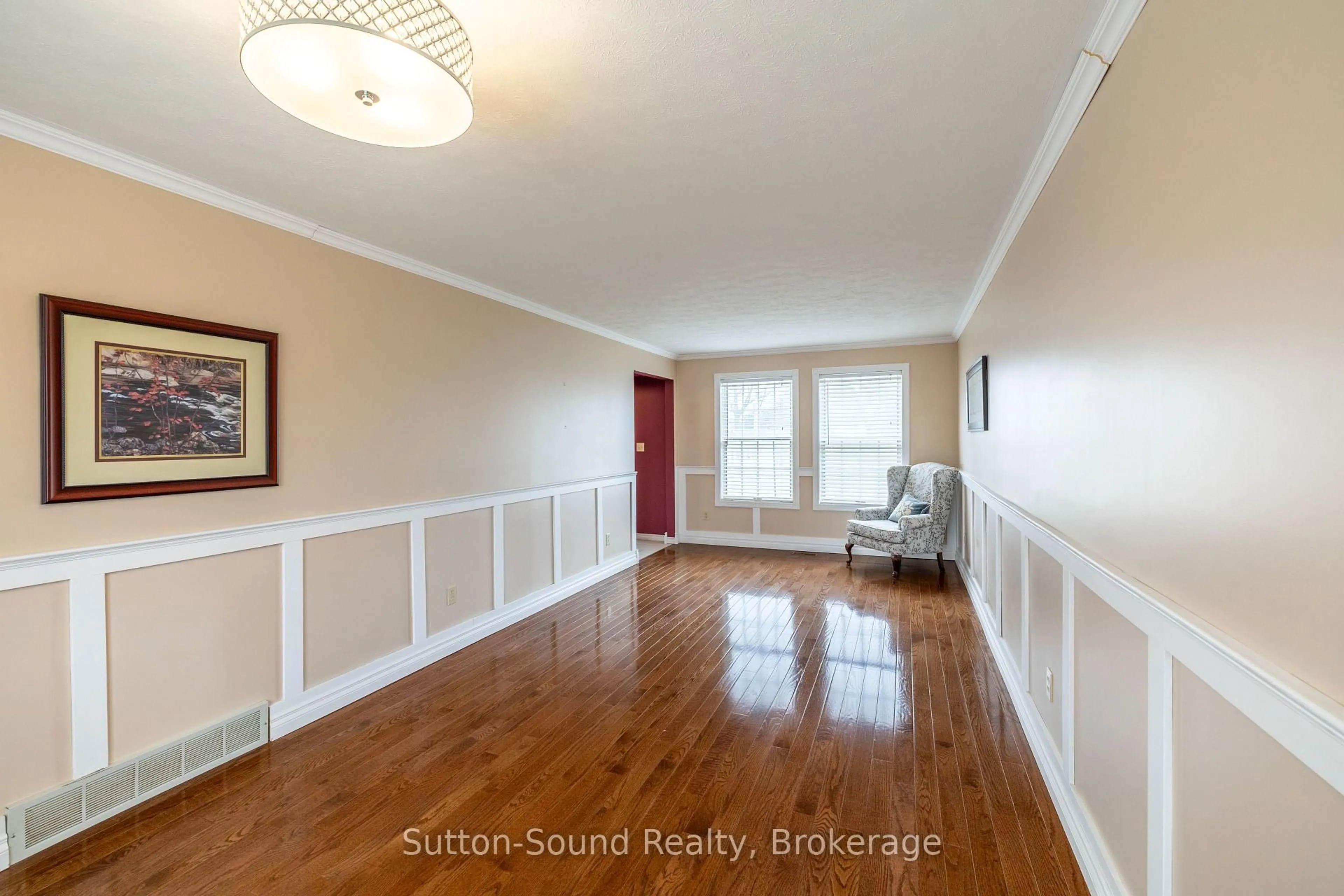 A pic of a room for 148 Finden St, Georgian Bluffs Ontario N4K 6V5