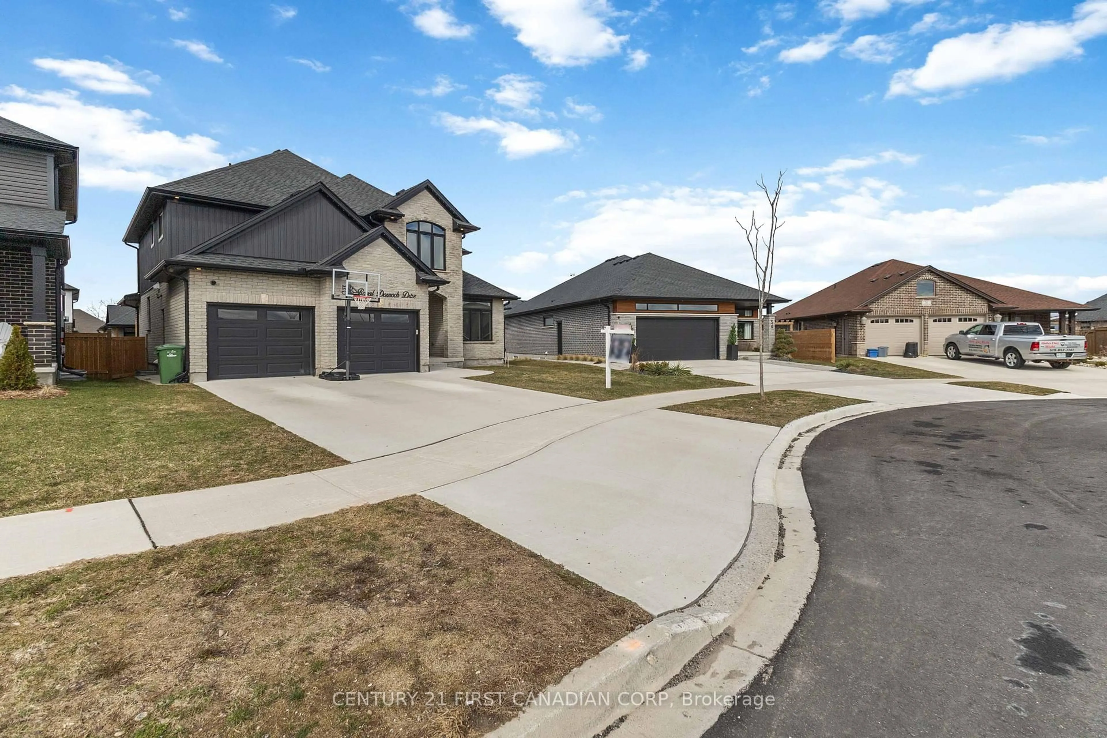 Unknown for 52 Royal Dornoch Dr, St. Thomas Ontario N5R 0K3