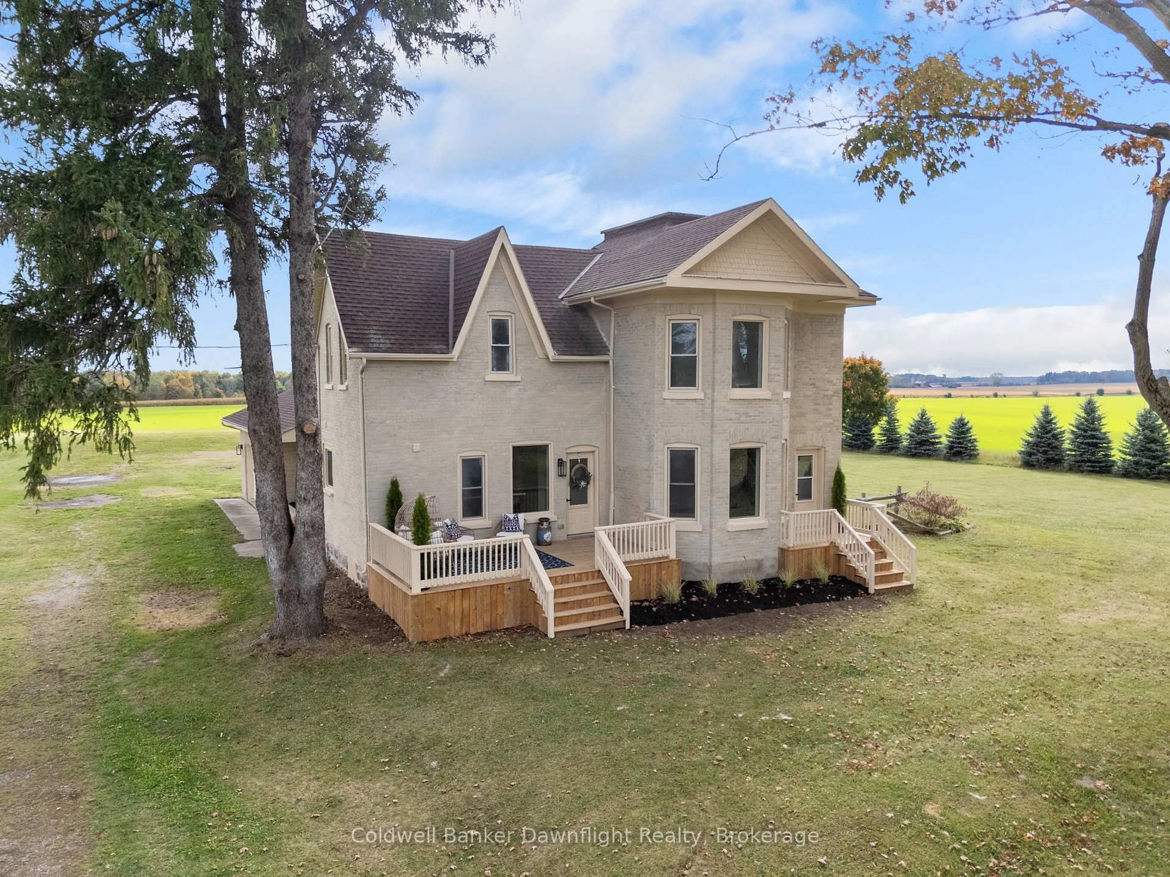 A pic from outside/outdoor area/front of a property/back of a property/a pic from drone, water/lake/river/ocean view for 84094 London Rd, Morris Turnberry Ontario N0M 1H0