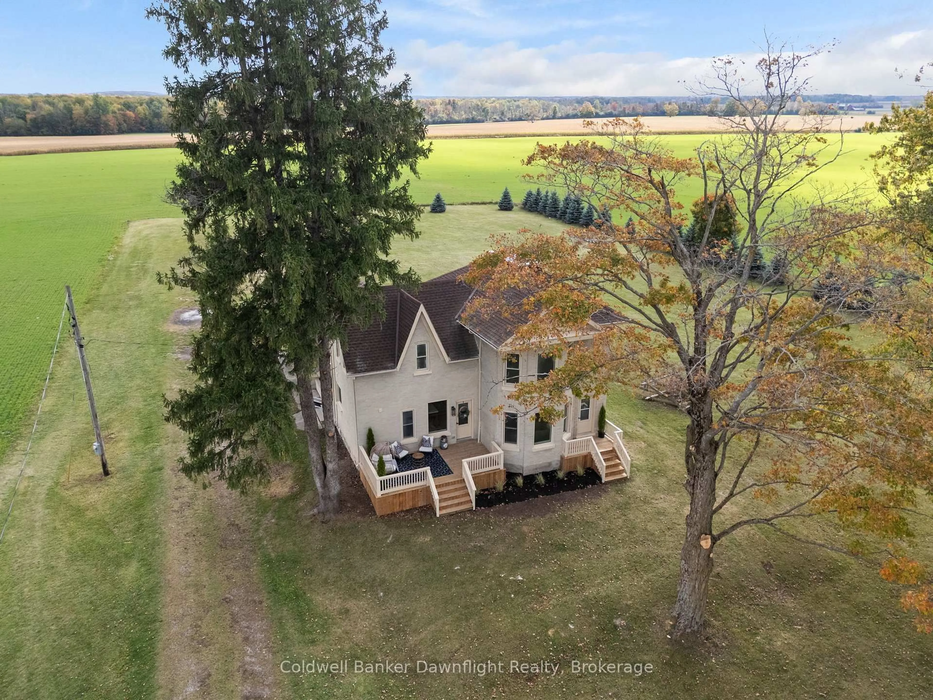 A pic from outside/outdoor area/front of a property/back of a property/a pic from drone, water/lake/river/ocean view for 84094 London Rd, Morris Turnberry Ontario N0M 1H0