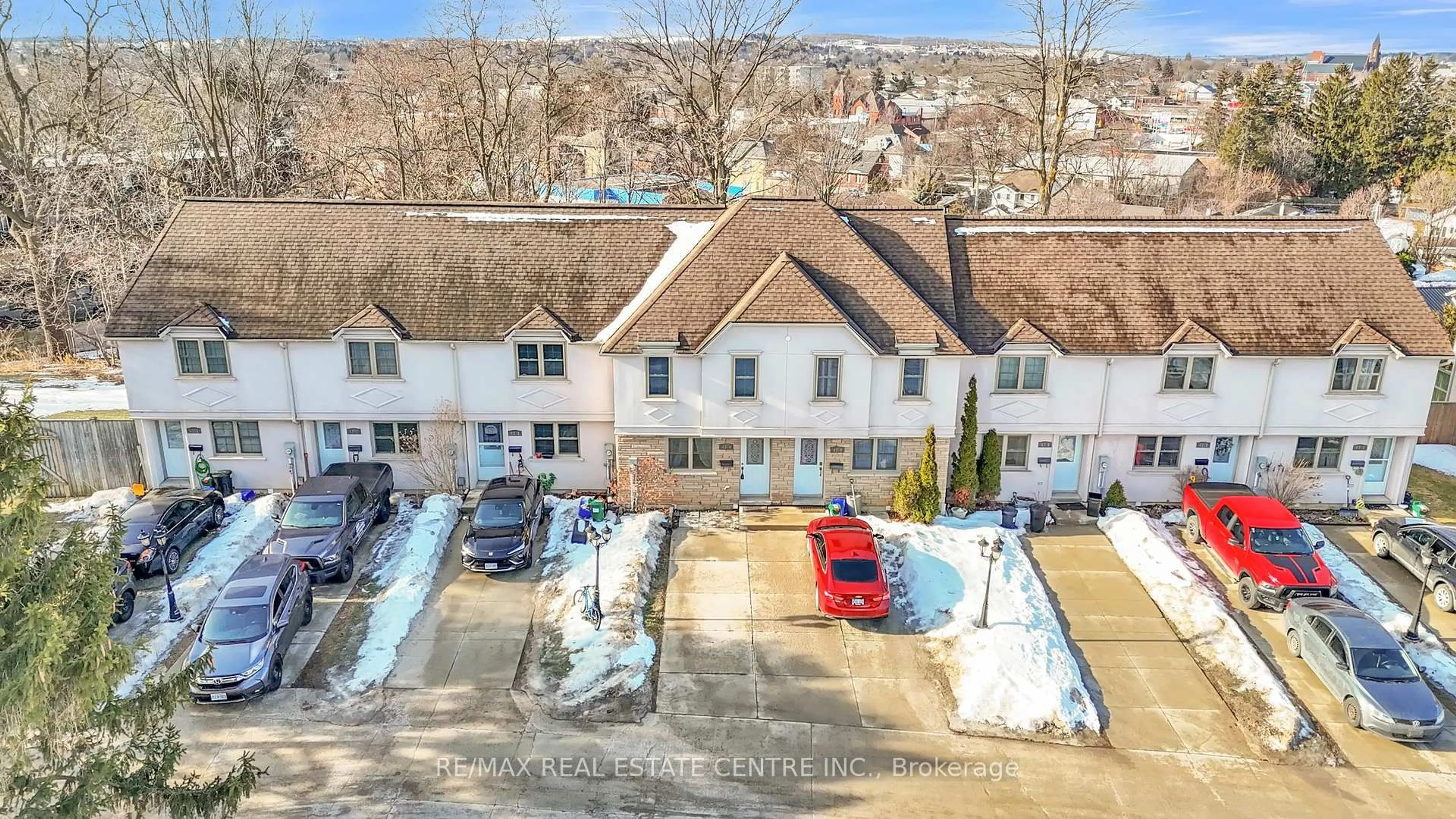 A pic from outside/outdoor area/front of a property/back of a property/a pic from drone, mountain view for 43 Blandford St #4, Woodstock Ontario N4S 7H7