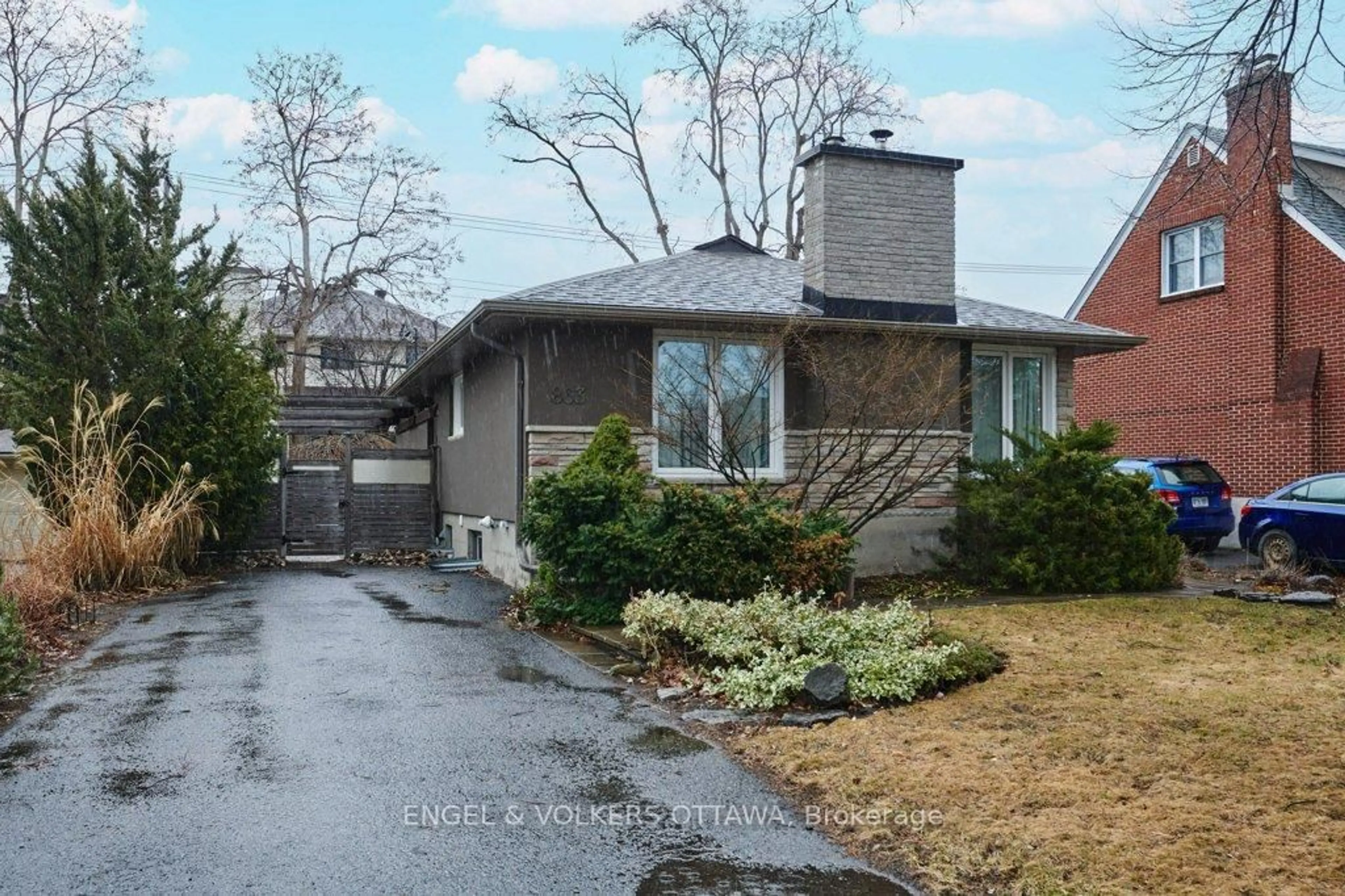 Home with brick exterior material, street for 863 Duberry St, Ottawa Ontario K2A 3T2