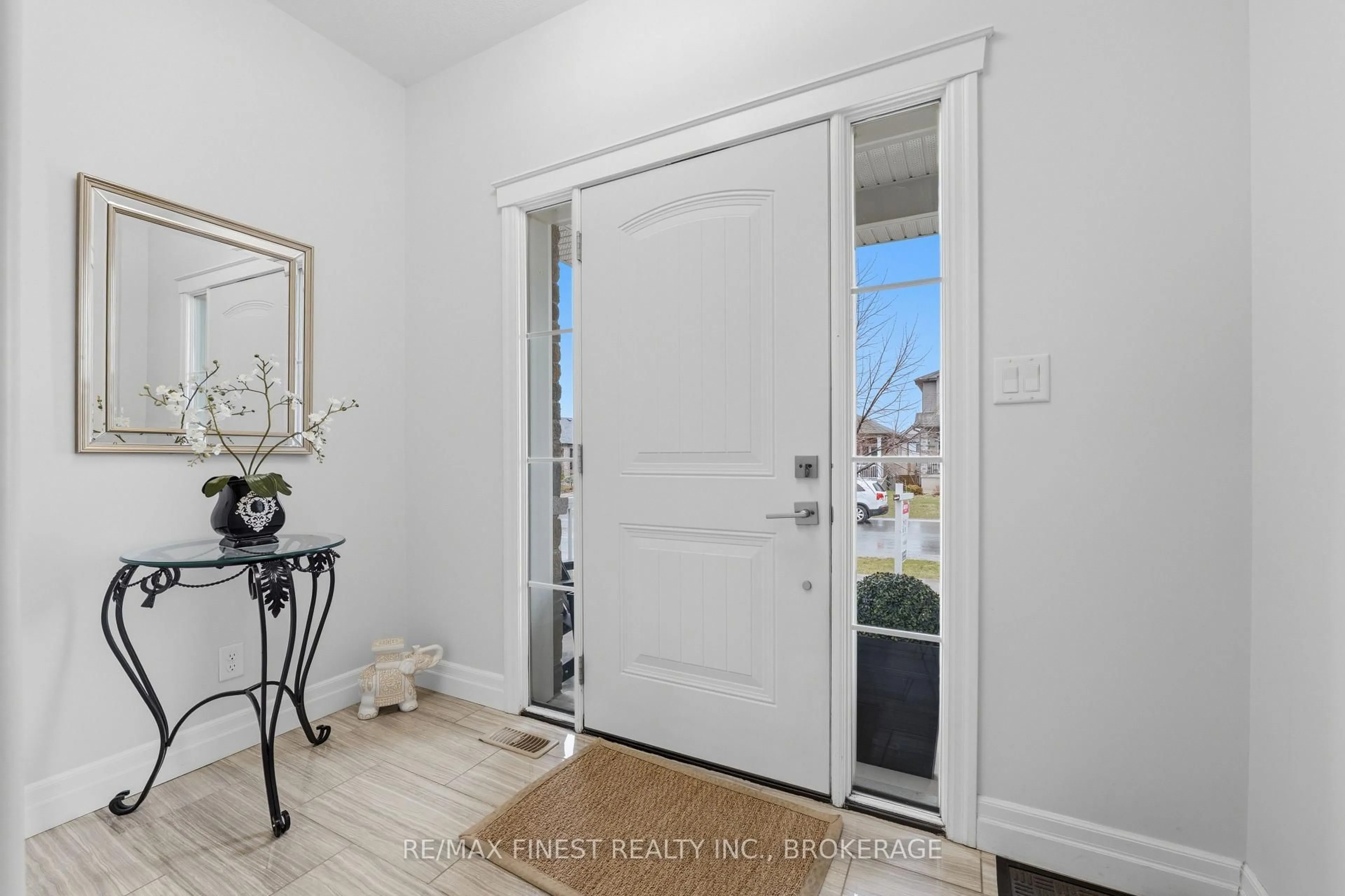 Indoor entryway for 1298 CARFA Cres, Kingston Ontario K7P 0M9