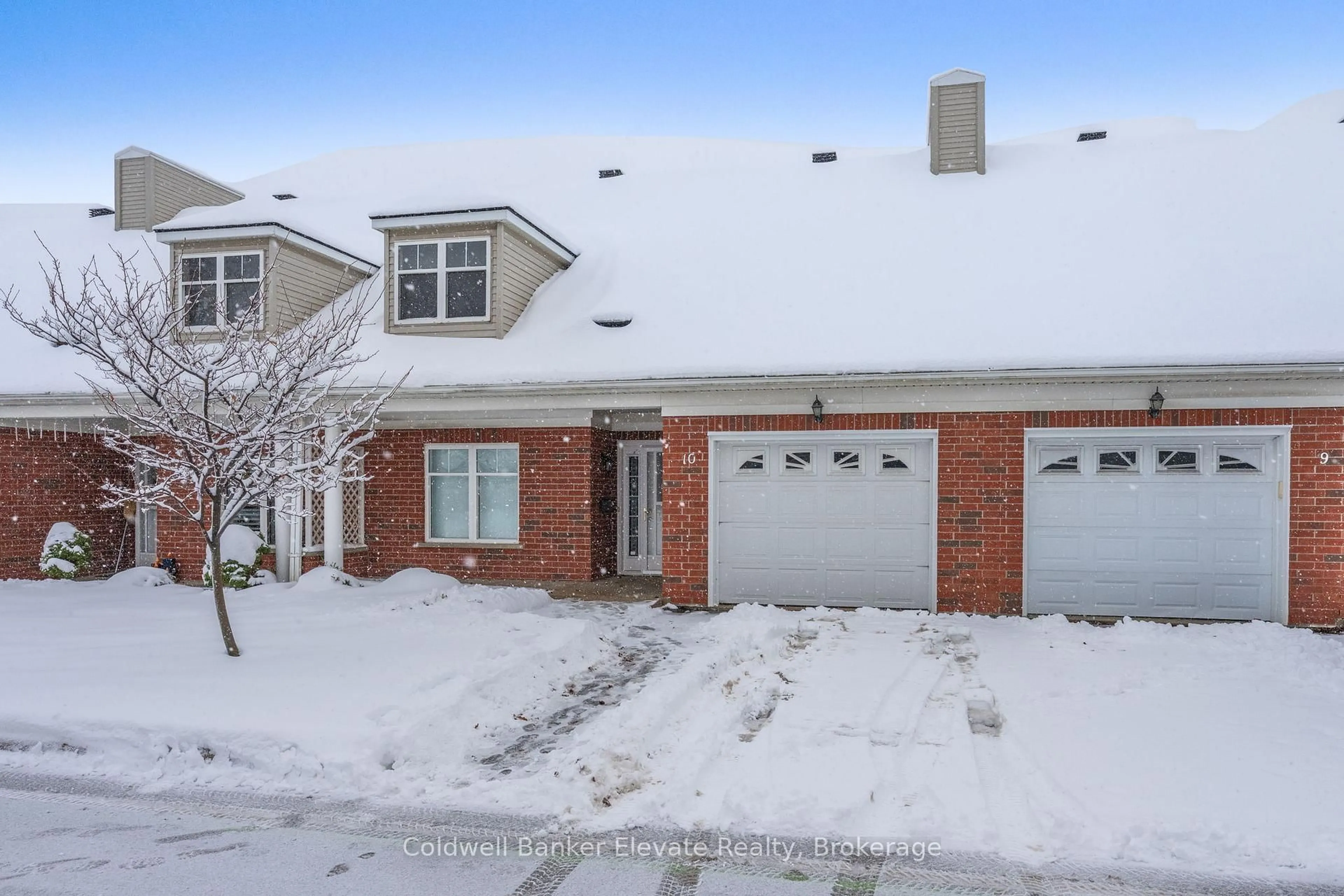 Unknown for 2705 KINGSWAY Dr #10, Kitchener Ontario N2C 2T2