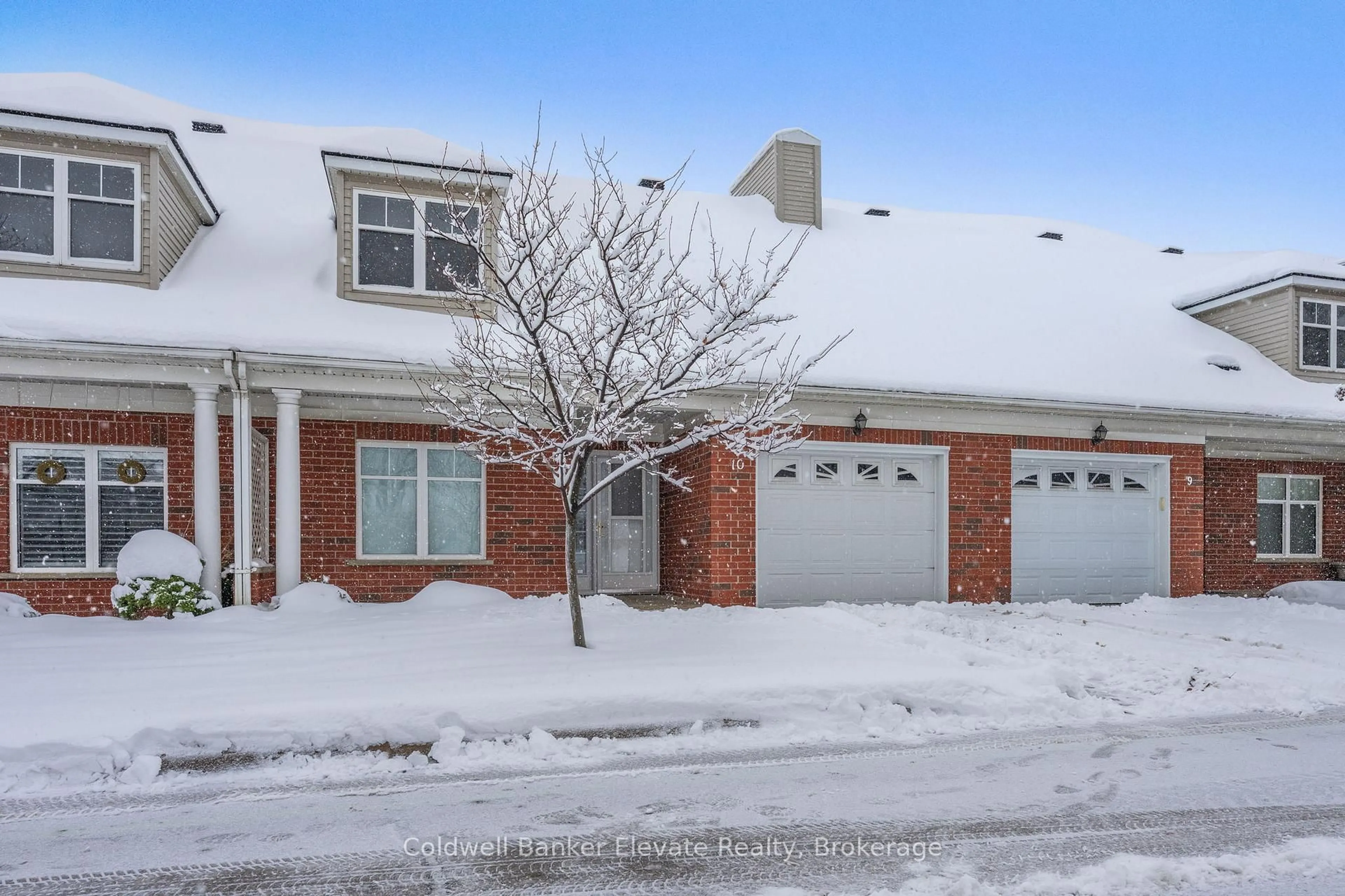 Home with brick exterior material, street for 2705 KINGSWAY Dr #10, Kitchener Ontario N2C 2T2