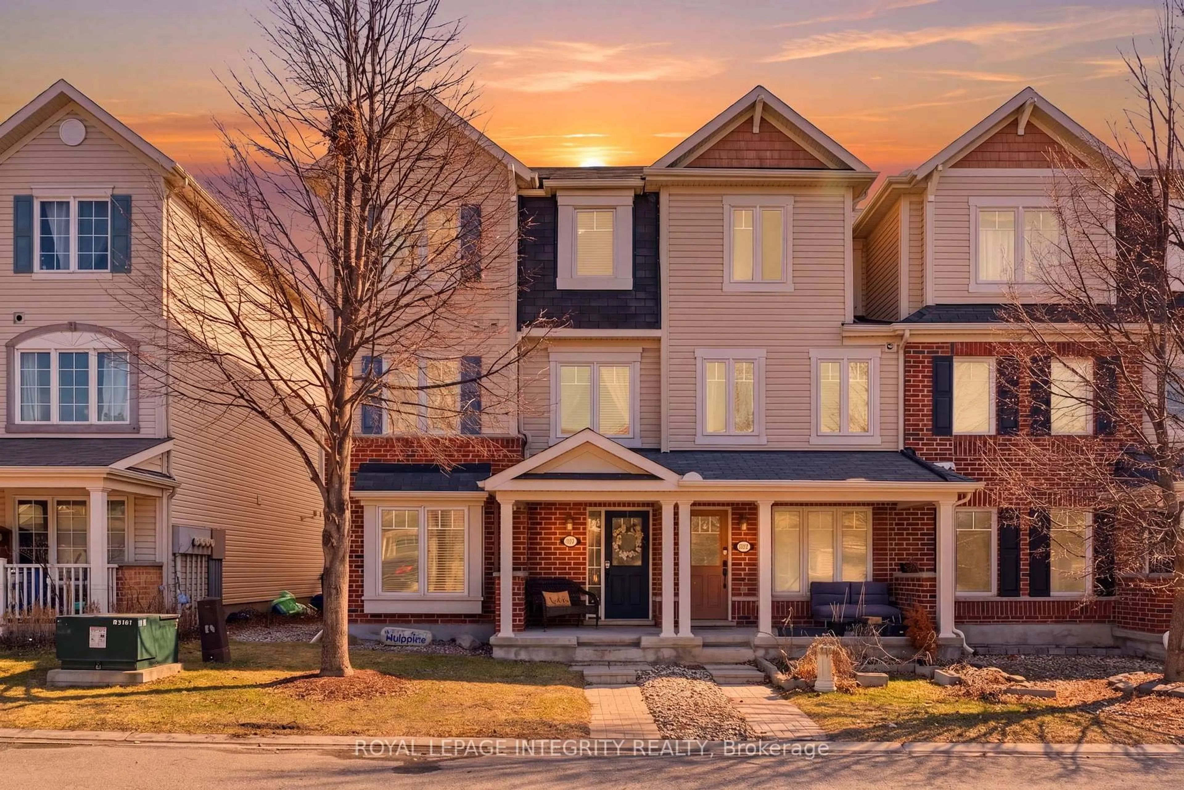 Home with brick exterior material, street for 2720 Grand Canal St, Ottawa Ontario K2J 0T1