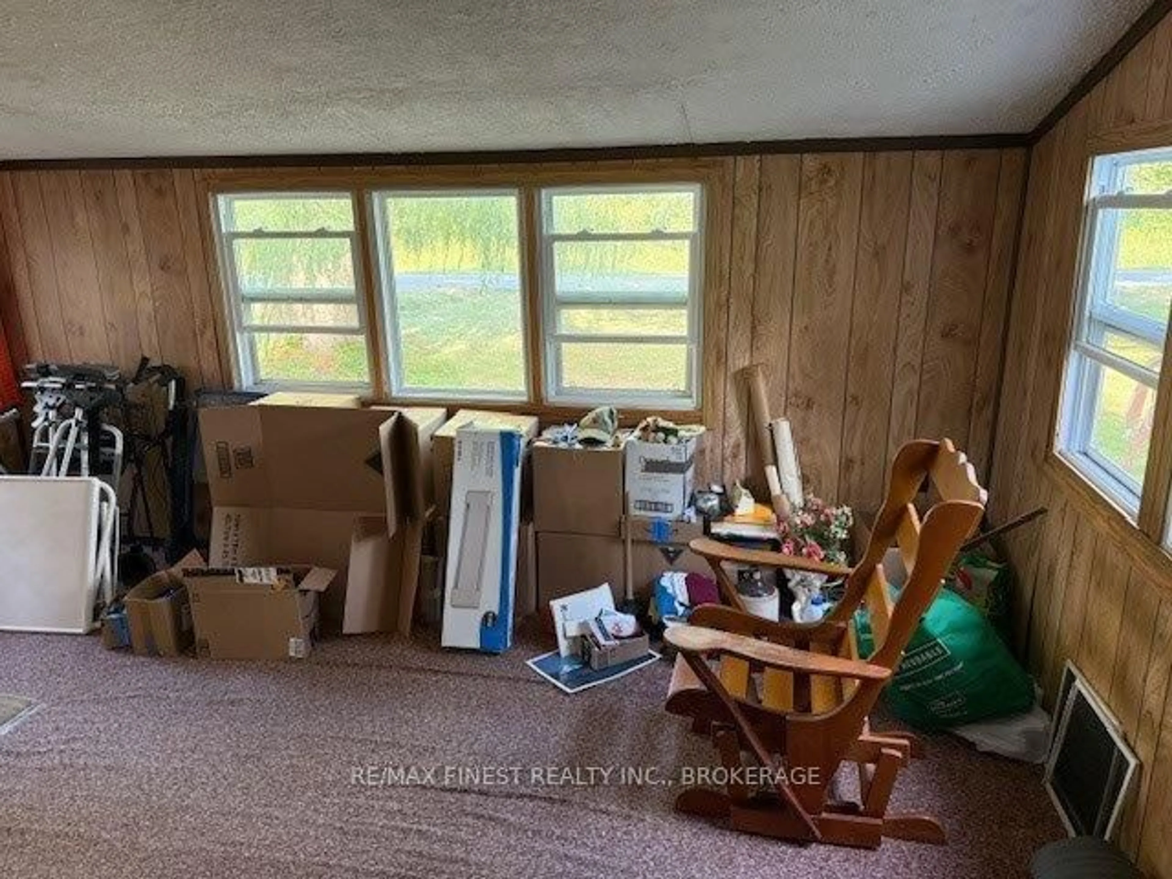 A pic of a room for 1623 Road 96, Wolfe Island Ontario K0H 2Y0