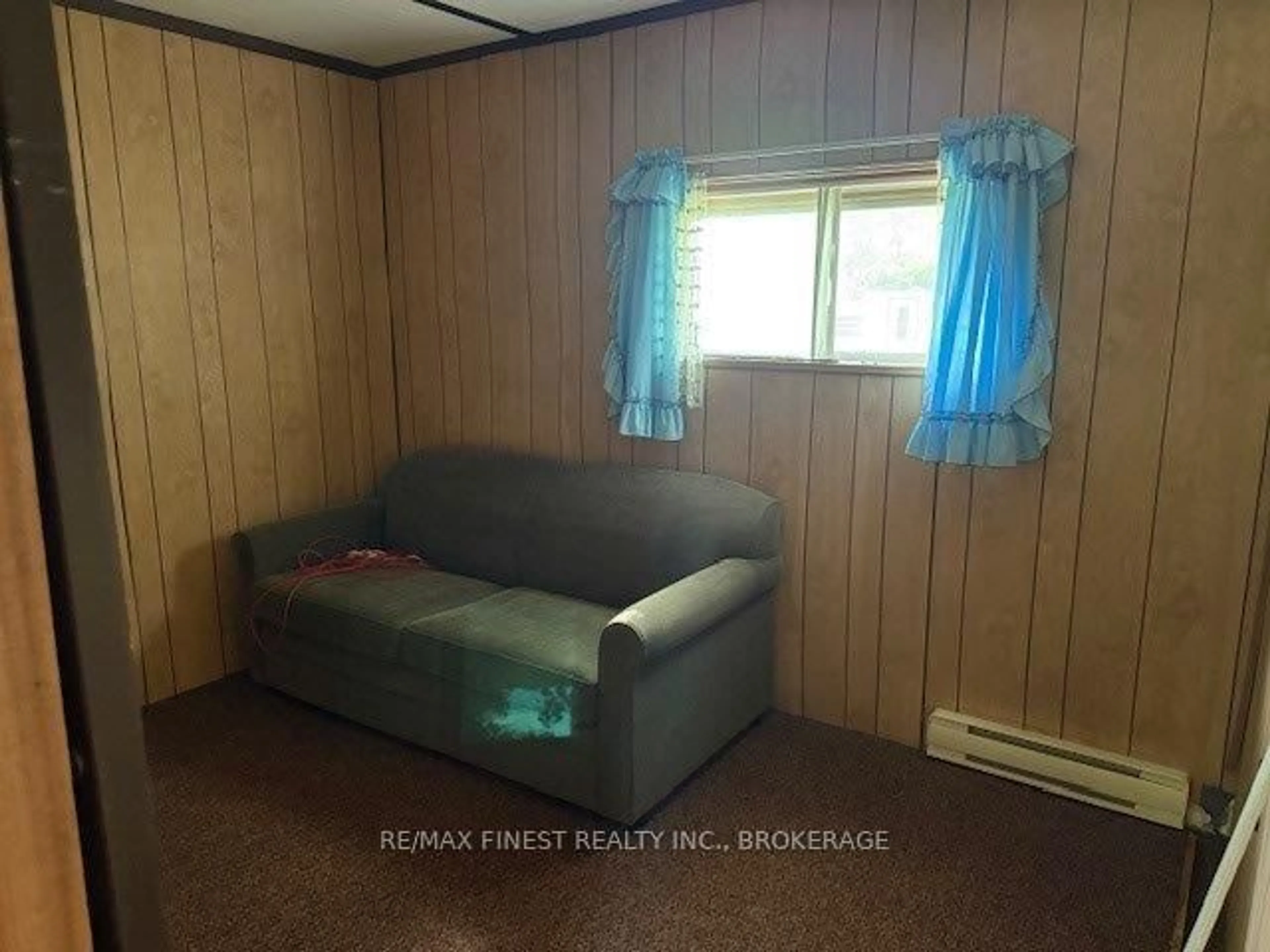 A pic of a room for 1623 Road 96, Wolfe Island Ontario K0H 2Y0