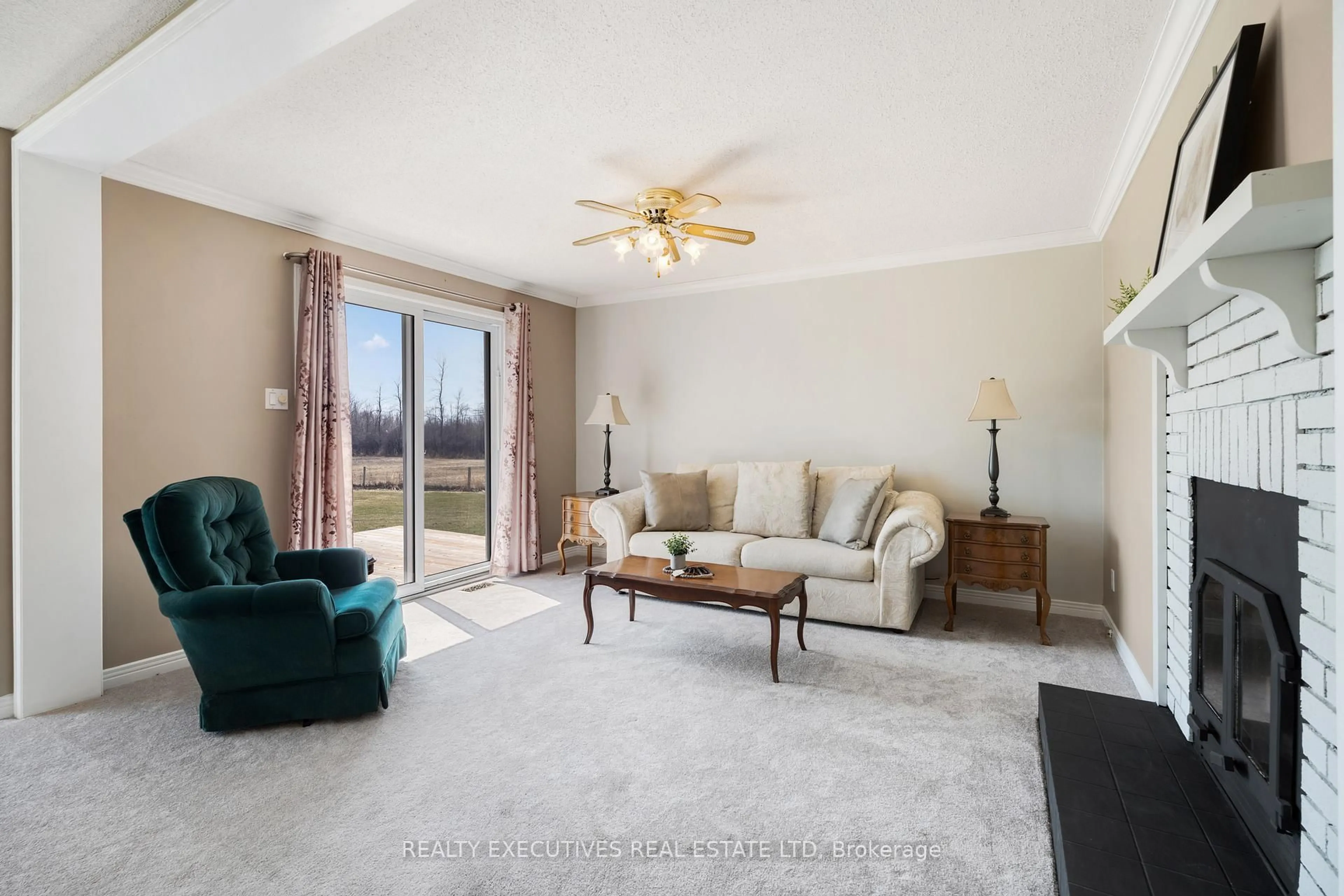 Living room with furniture, unknown for 13178 Froats Rd, South Dundas Ontario K0C 1H0