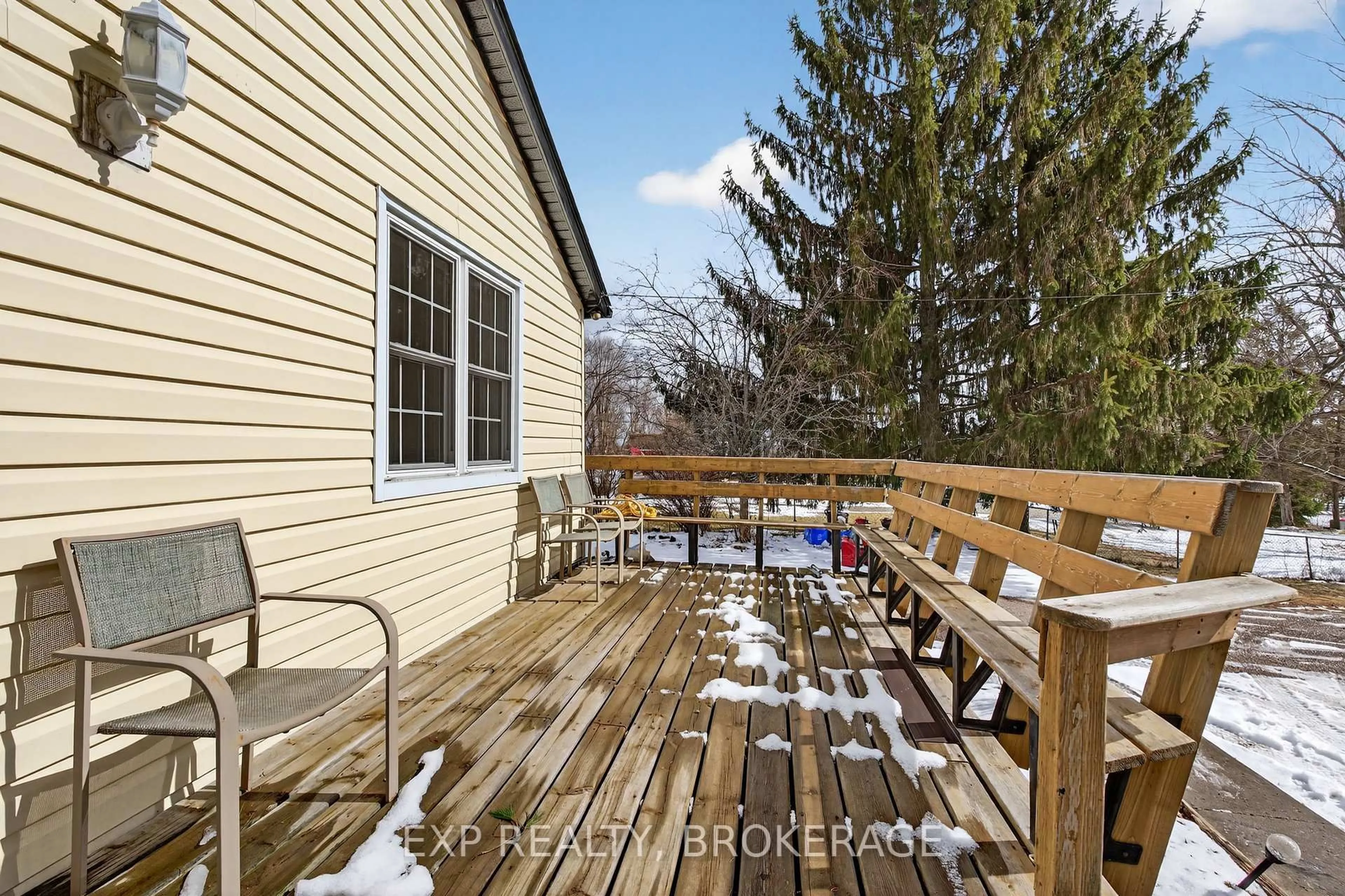 Patio, water/lake/river/ocean view for 2928 HISCOCKS Rd, Front of Leeds & Seeleys Bay Ontario K7G 2V4