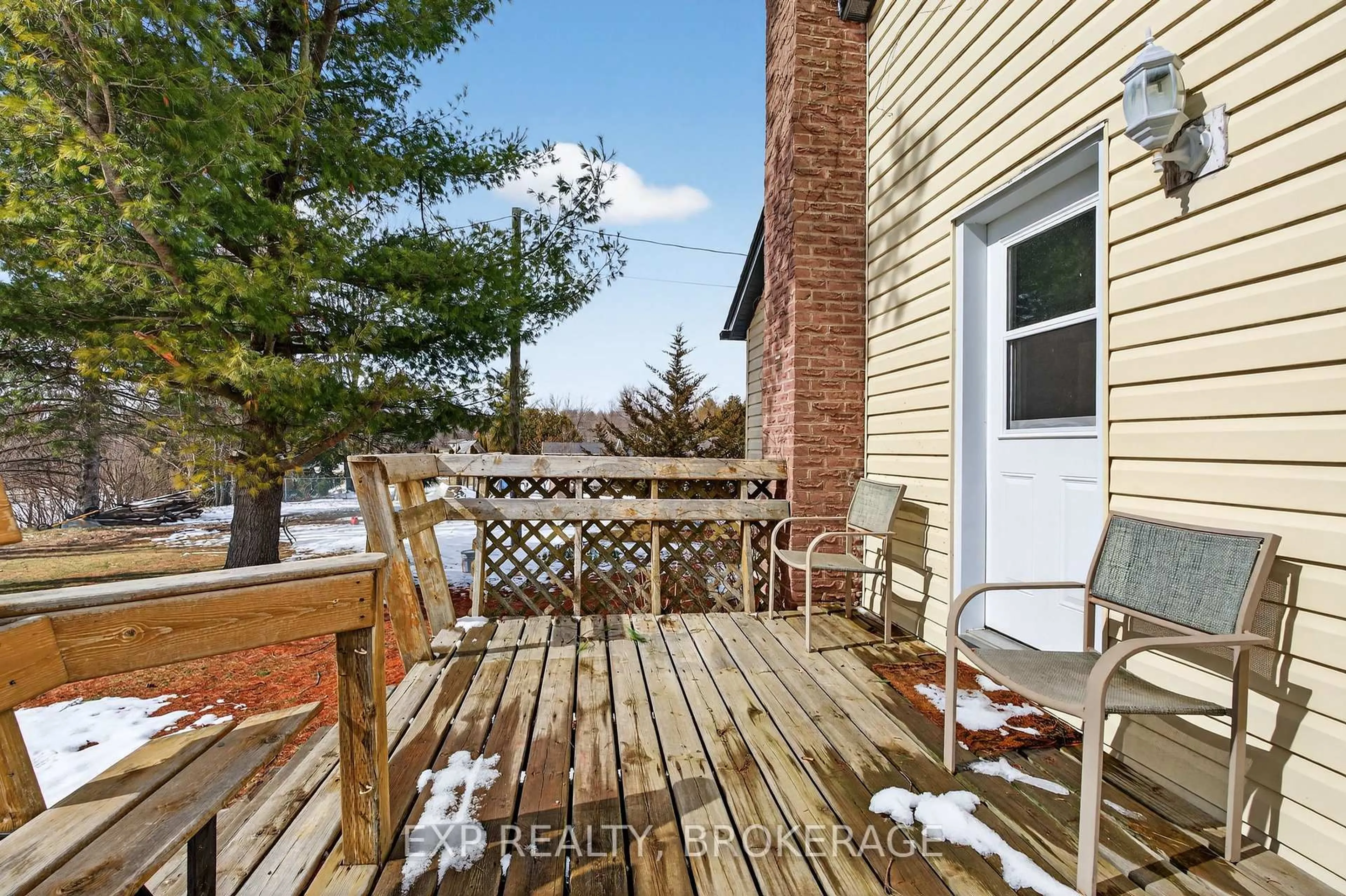 Patio, water/lake/river/ocean view for 2928 HISCOCKS Rd, Front of Leeds & Seeleys Bay Ontario K7G 2V4