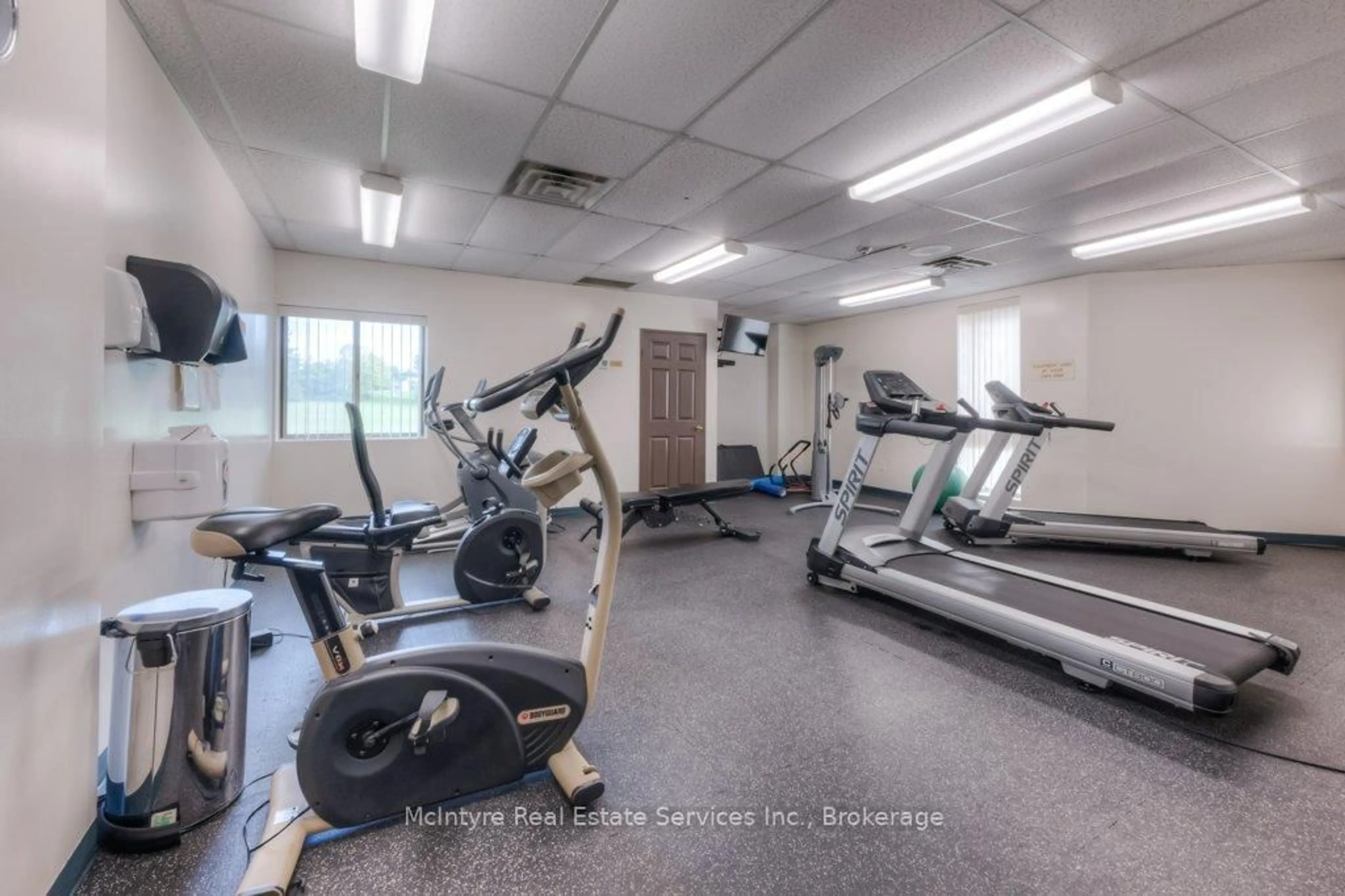 Gym or fitness room for 265 Westcourt Pl #PH9, Waterloo Ontario N2L 6E4
