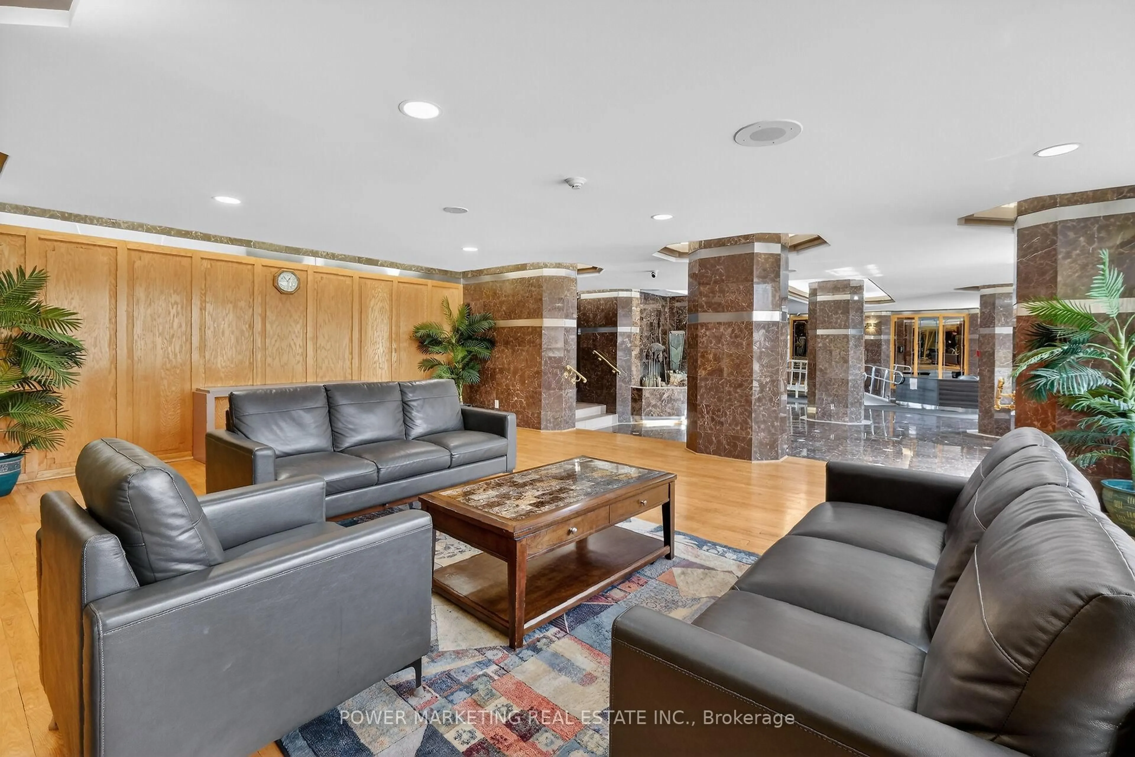 Lobby for 2760 CAROUSEL Cres #1204, Ottawa Ontario K1T 2N4