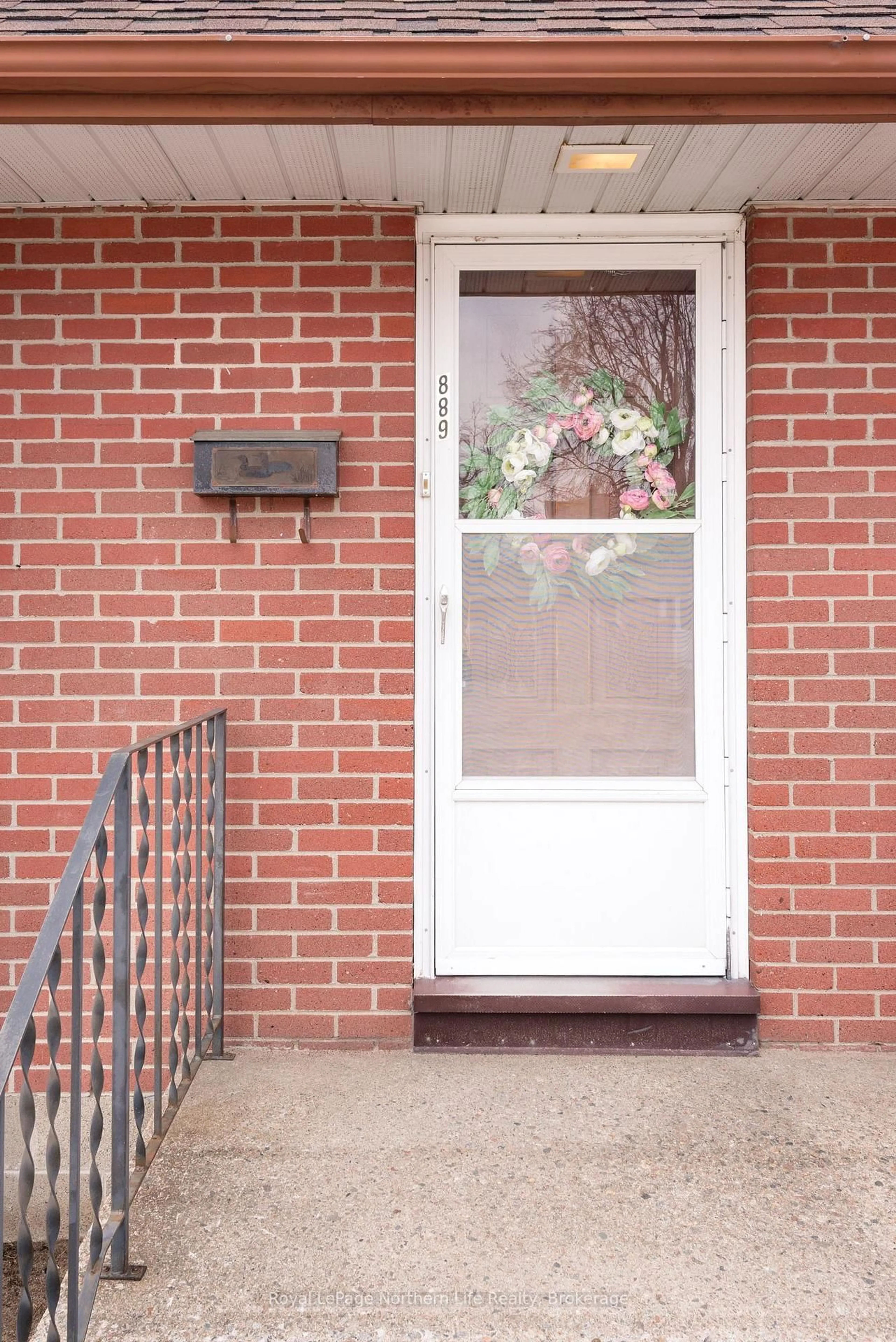 Home with brick exterior material, street for 889 Phillip St, North Bay Ontario P1B 3V6