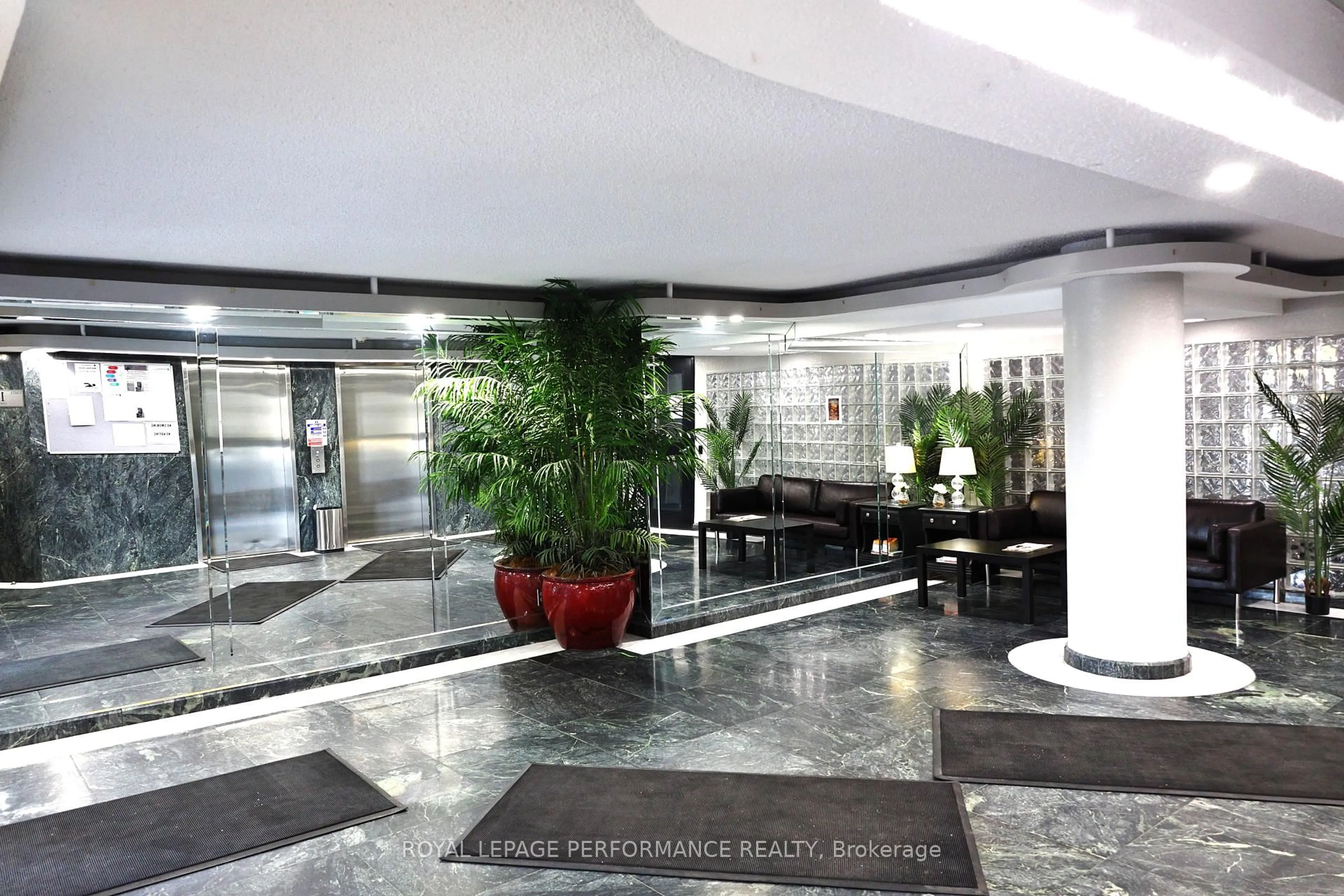 Lobby for 1440 HERON Rd #402, Ottawa Ontario K1V 0X2