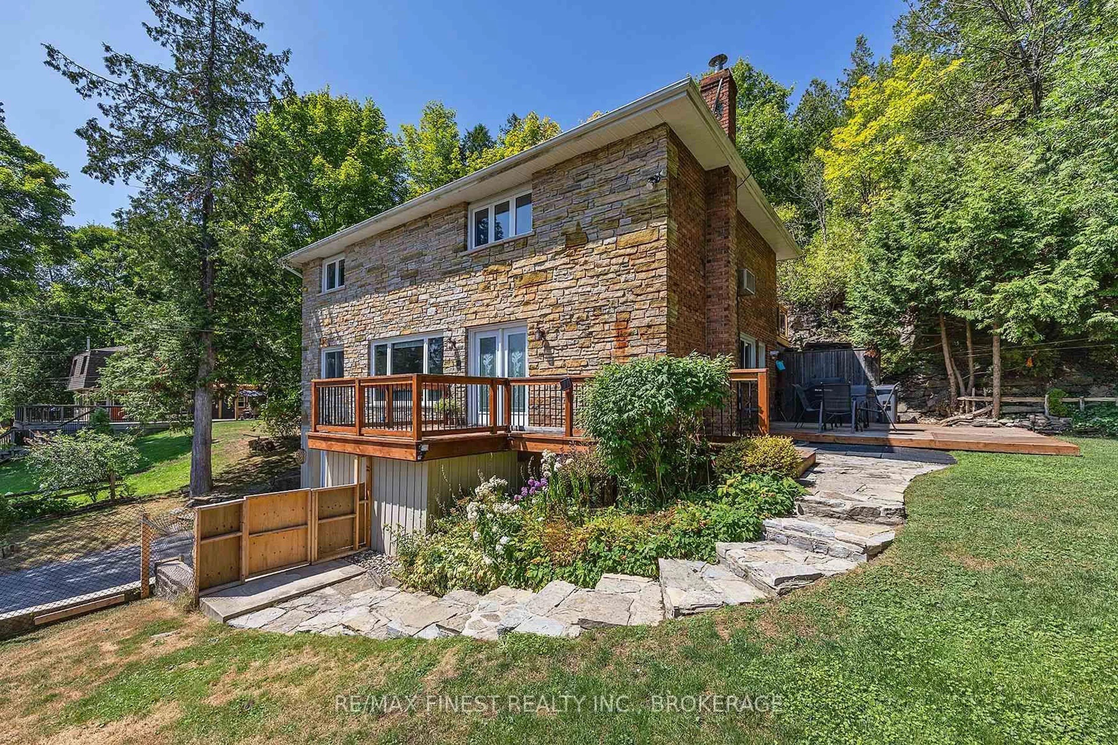 A pic from outside/outdoor area/front of a property/back of a property/a pic from drone, water/lake/river/ocean view for 3327 Loughborough Dr, Kingston Ontario K0H 1S0