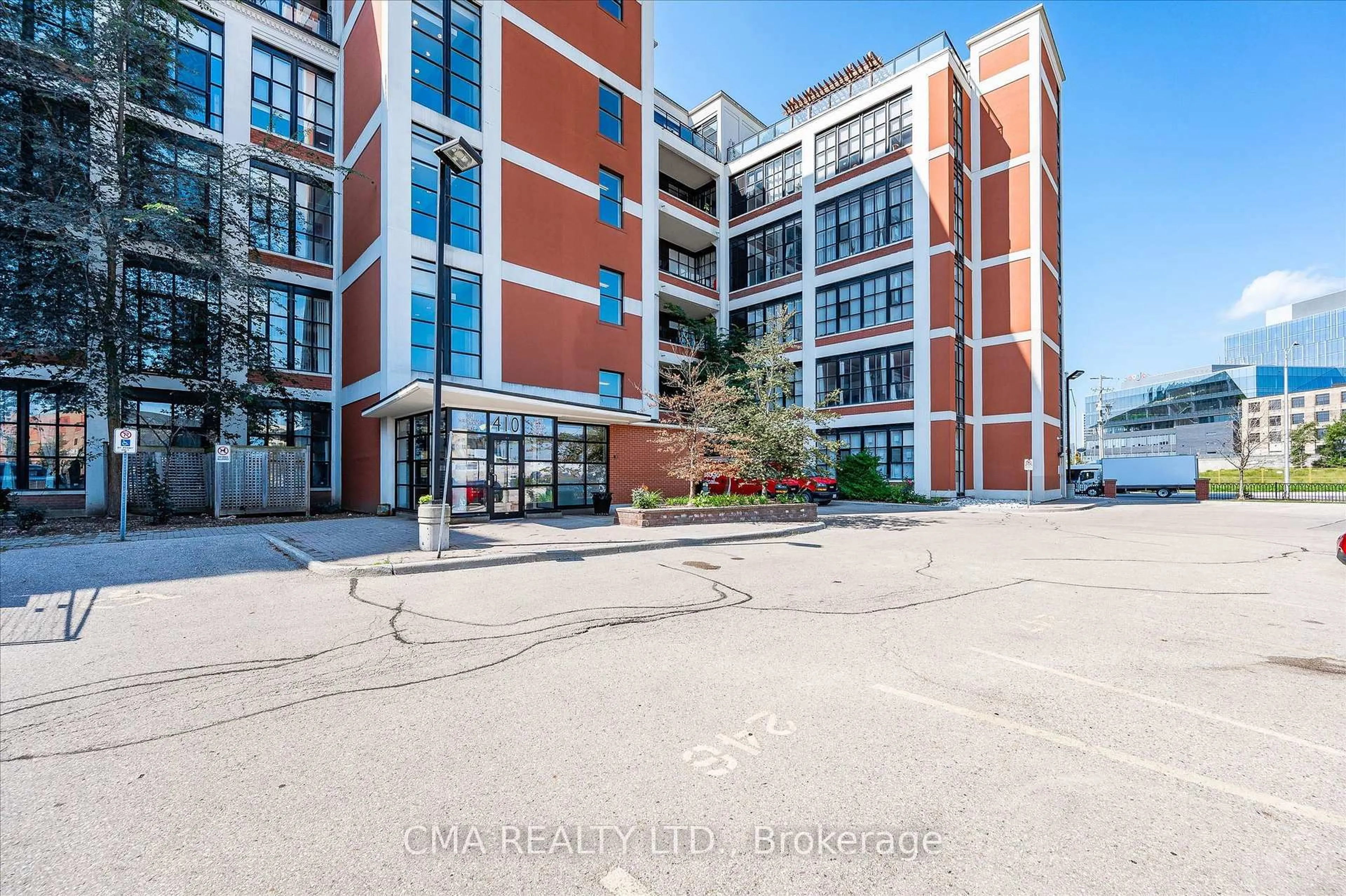 Unknown for 410 King St #218, Waterloo Ontario N2G 1C3