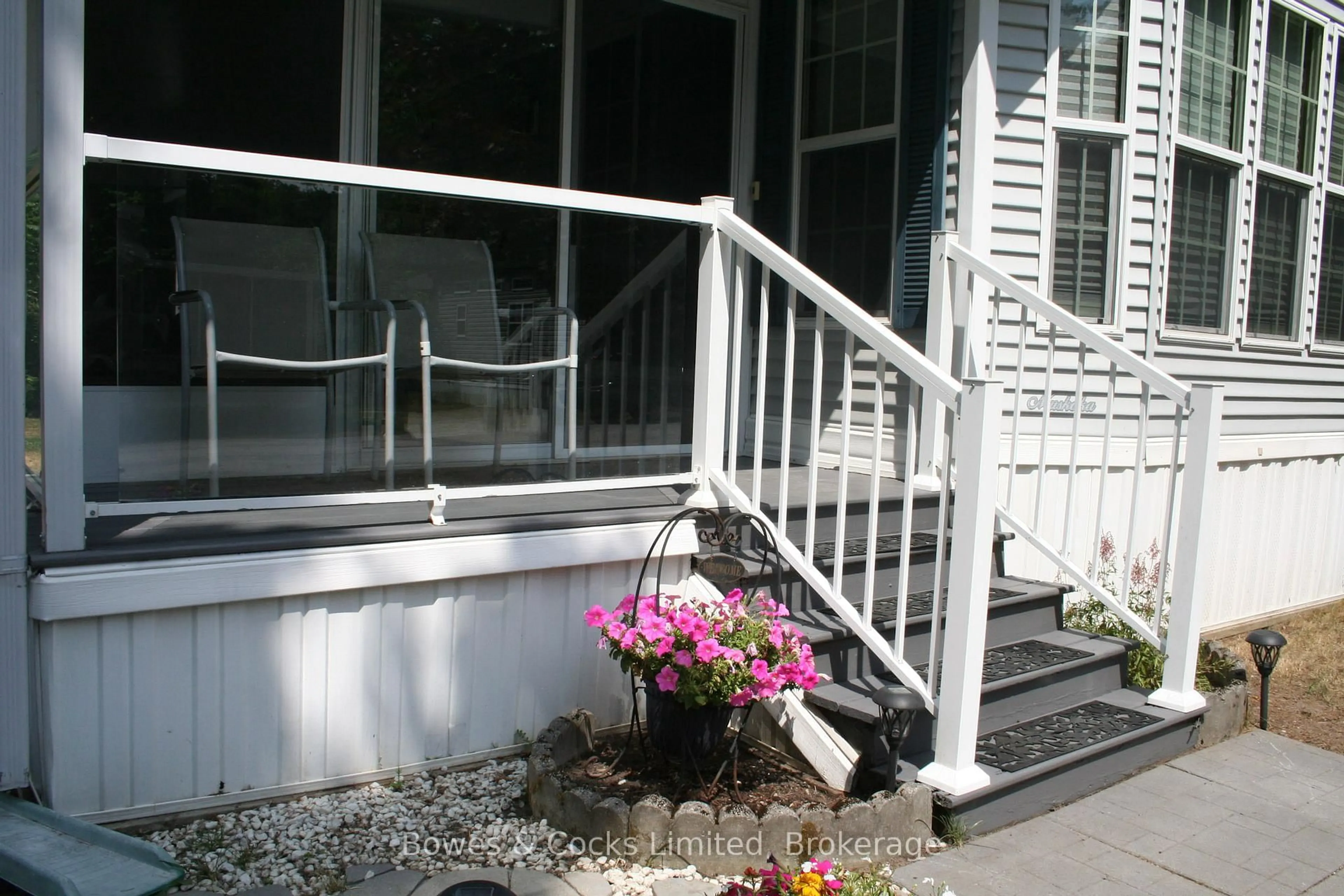 Patio, street for 2 Rockhaven-Pioneer Pt, Selwyn Ontario K0L 2H0