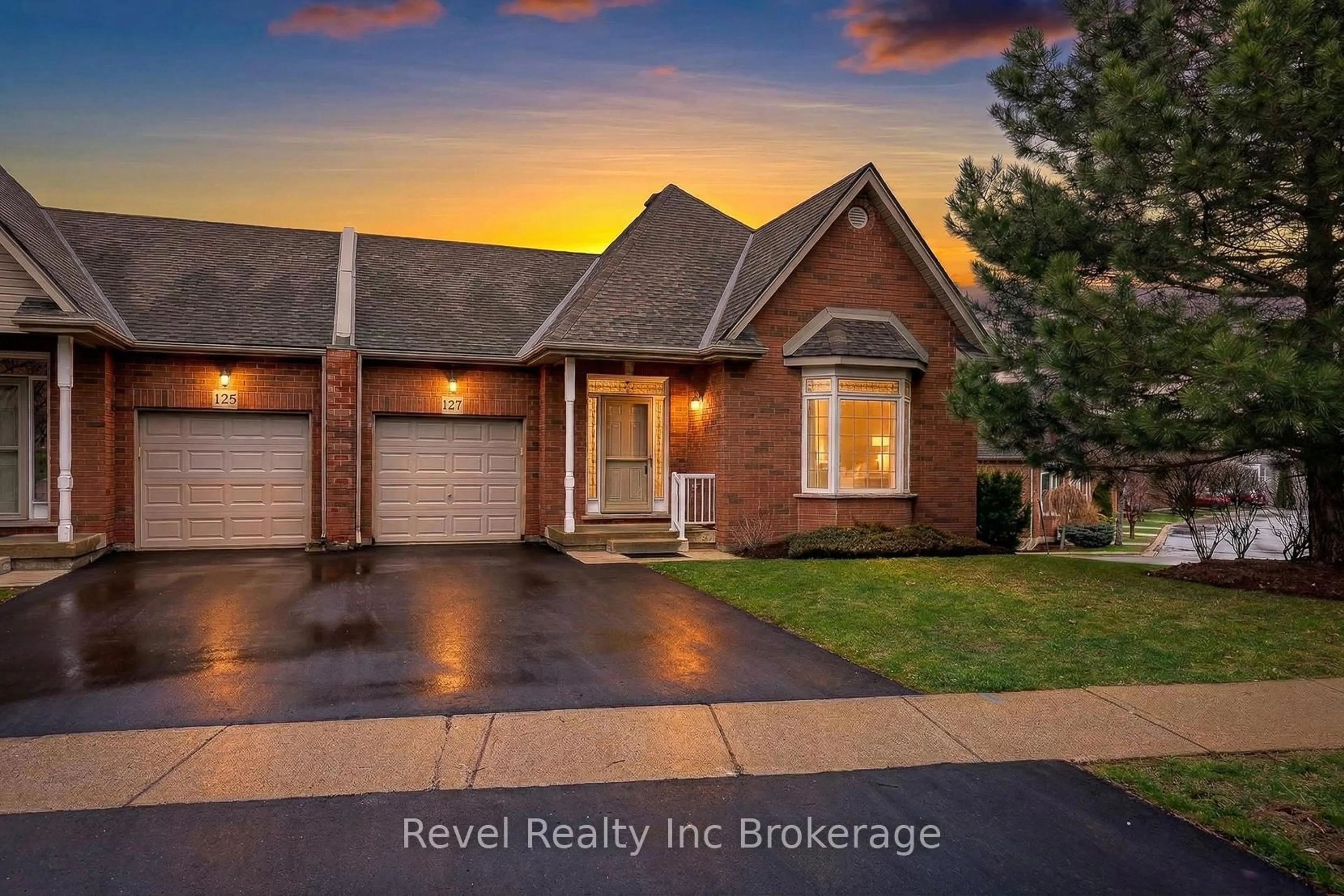 Home with brick exterior material, street for 127 Ferguson Dr, Woodstock Ontario N4V 1H4