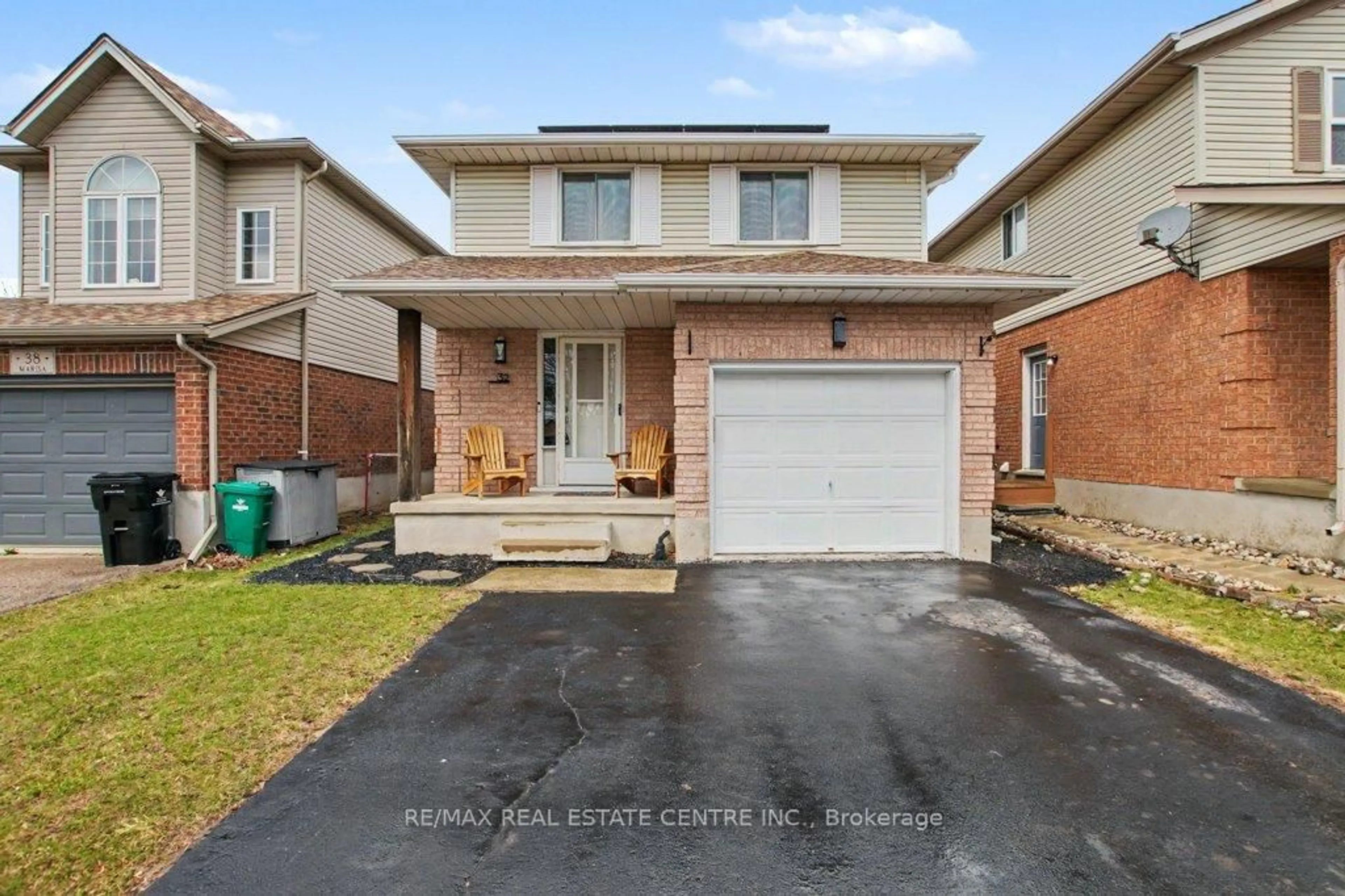 Home with brick exterior material, street for 32 Marisa St, Kitchener Ontario N2K 3V8