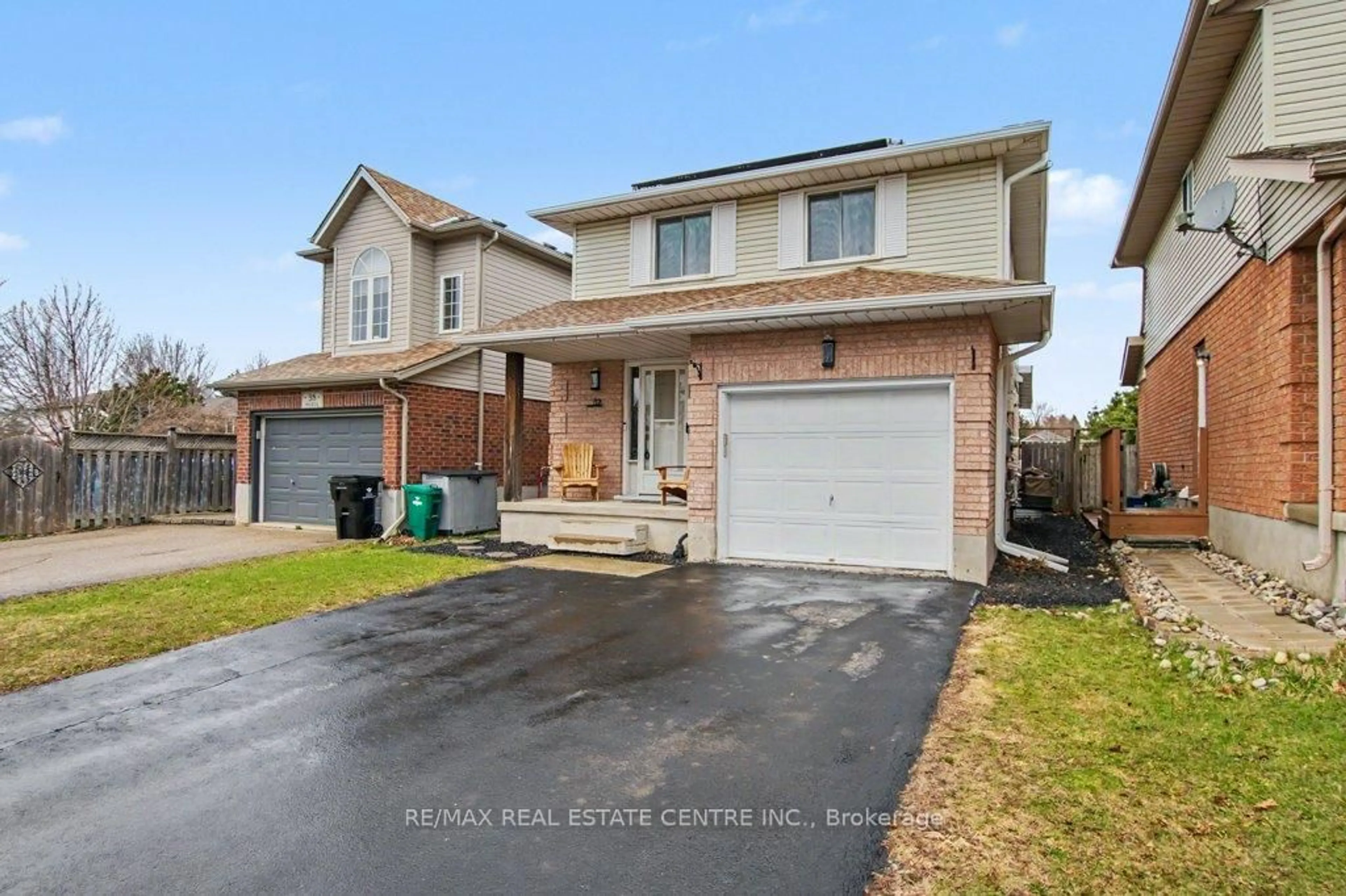 Home with brick exterior material, street for 32 Marisa St, Kitchener Ontario N2K 3V8