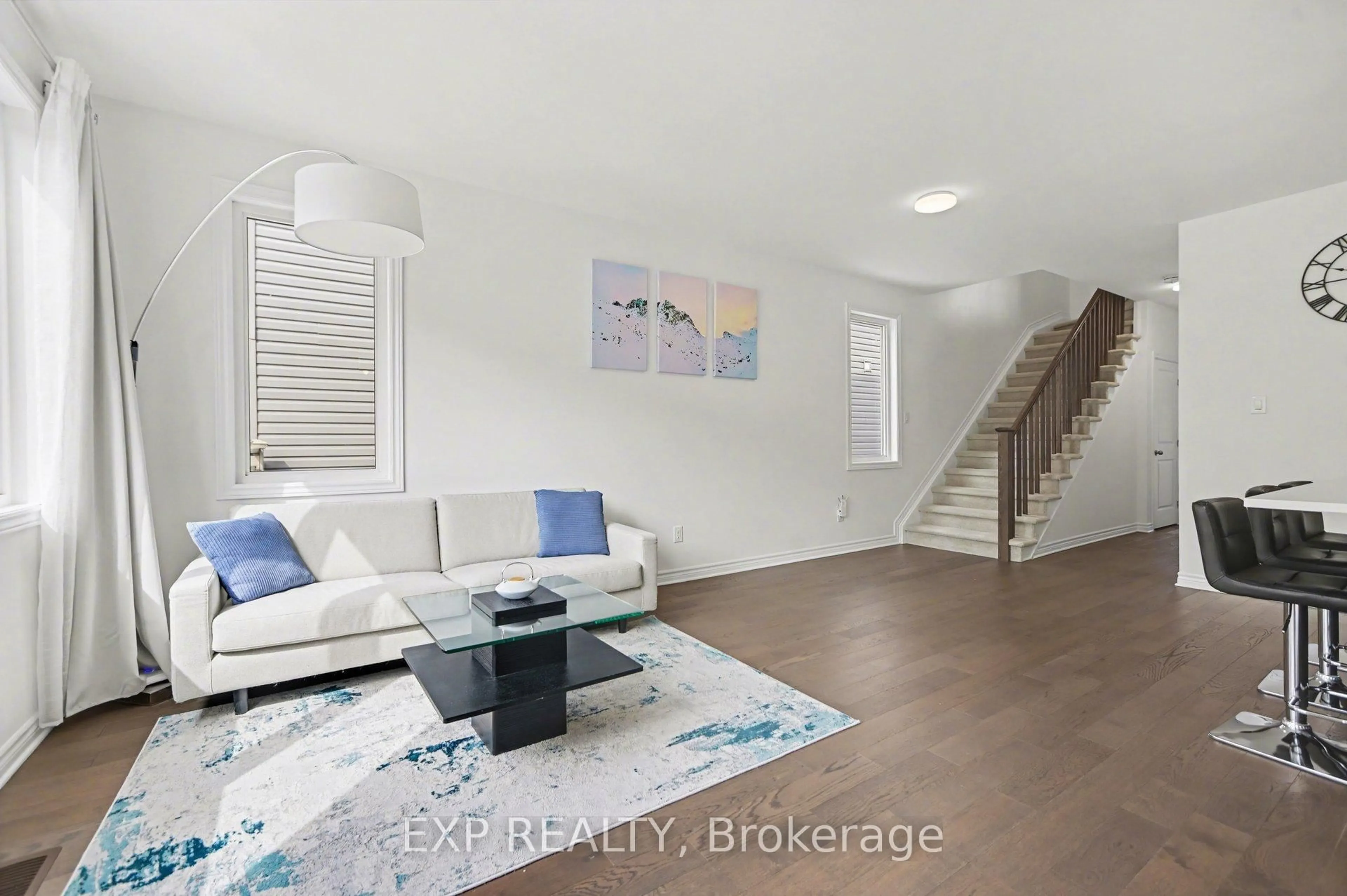 Living room with furniture, unknown for 78 Rallidale St, Ottawa Ontario K1X 0G7