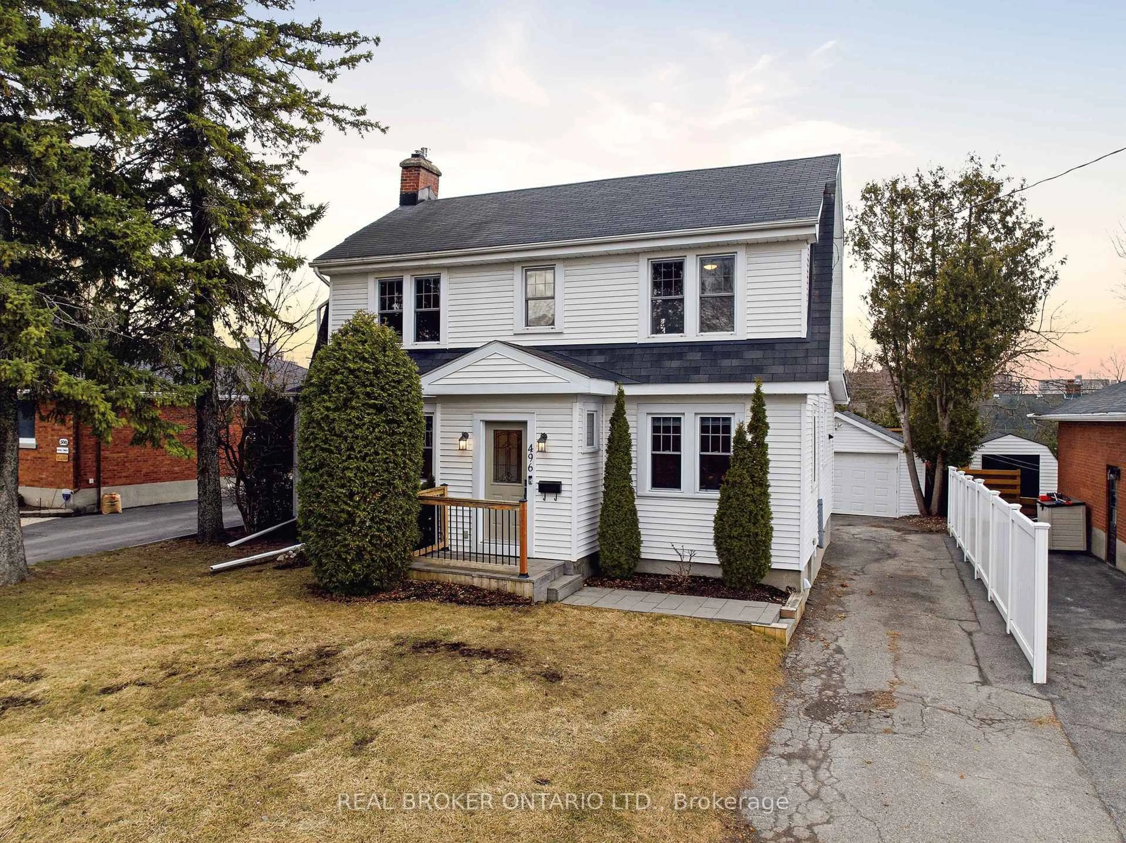 Unknown for 496 Hartleigh Ave, Ottawa Ontario K2B 5J6