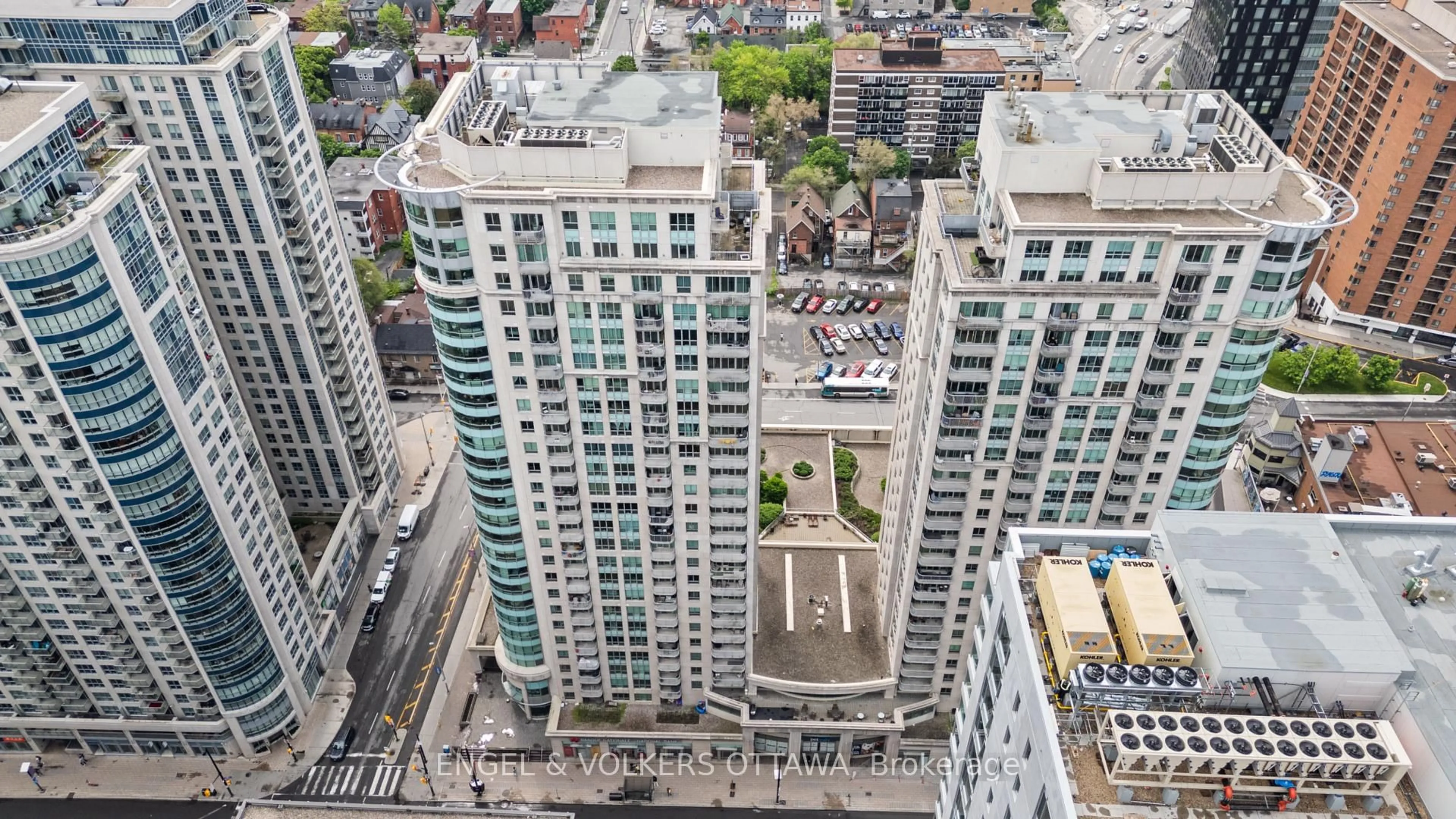 A pic from outside/outdoor area/front of a property/back of a property/a pic from drone, city buildings view from balcony for 234 RIDEAU St #2603, Ottawa Ontario K1N 5X8