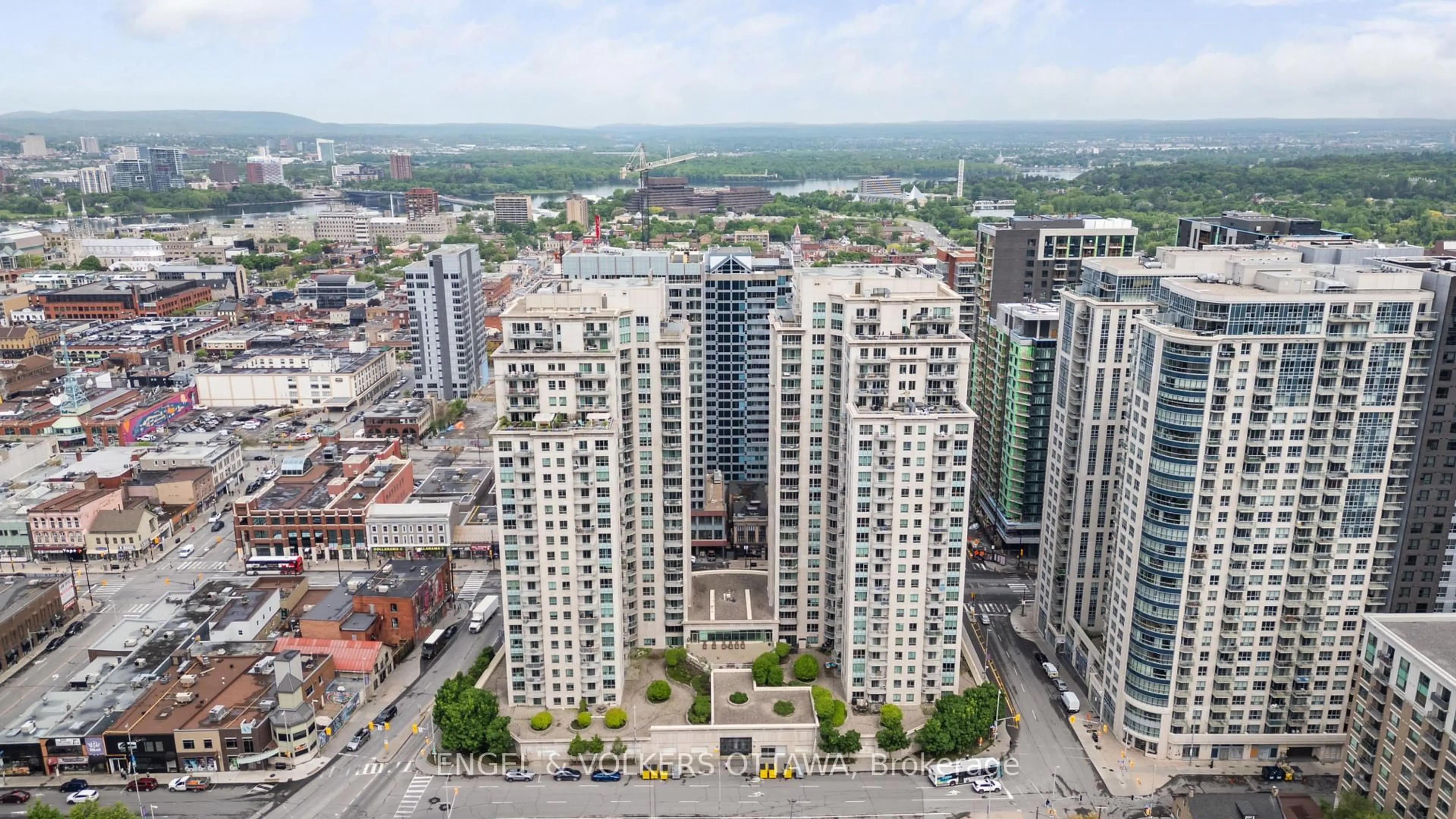 A pic from outside/outdoor area/front of a property/back of a property/a pic from drone, city buildings view from balcony for 234 RIDEAU St #2603, Ottawa Ontario K1N 5X8