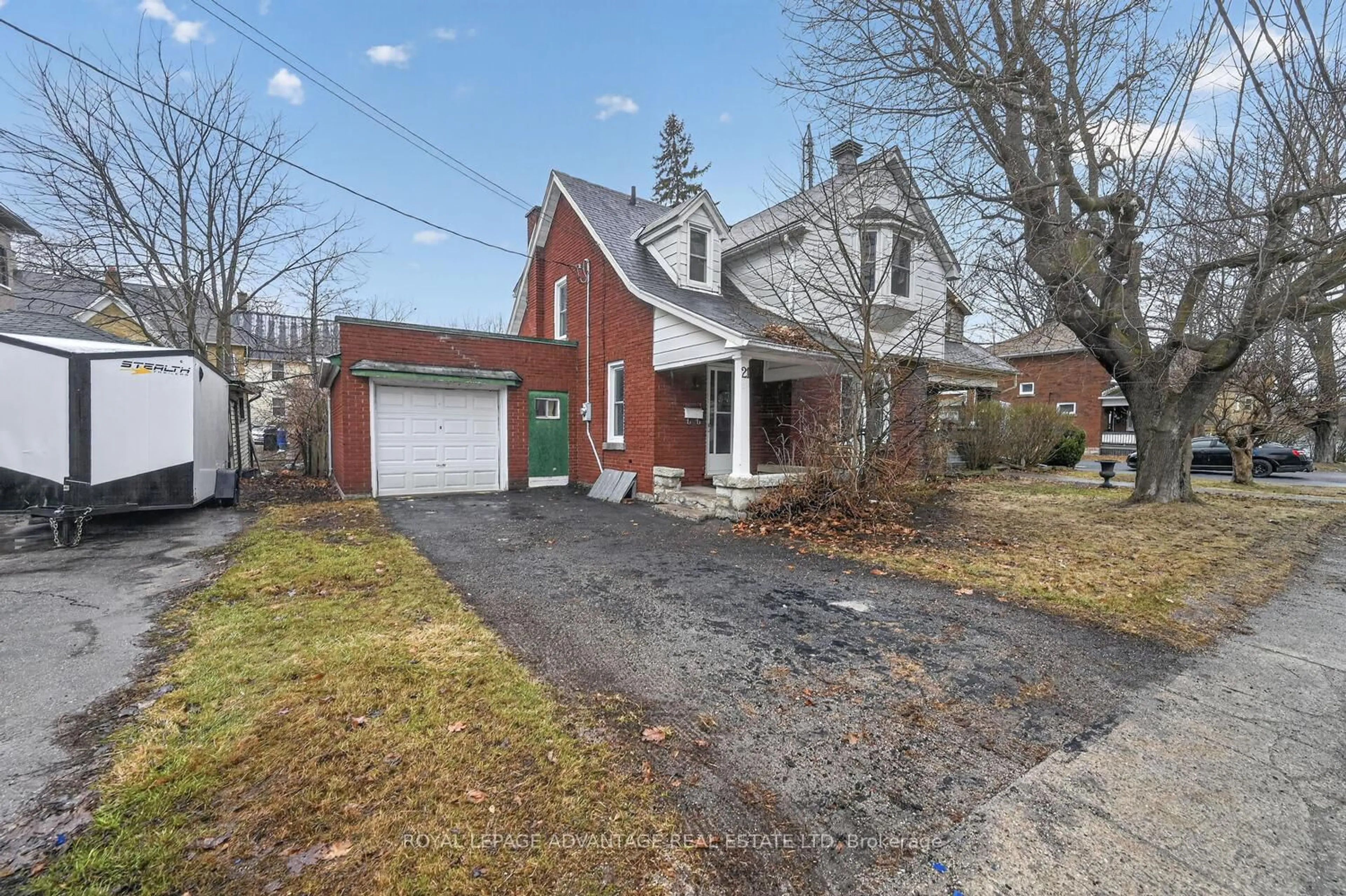 Home with brick exterior material, street for 21 Gladstone Ave, Smiths Falls Ontario K7A 1R5