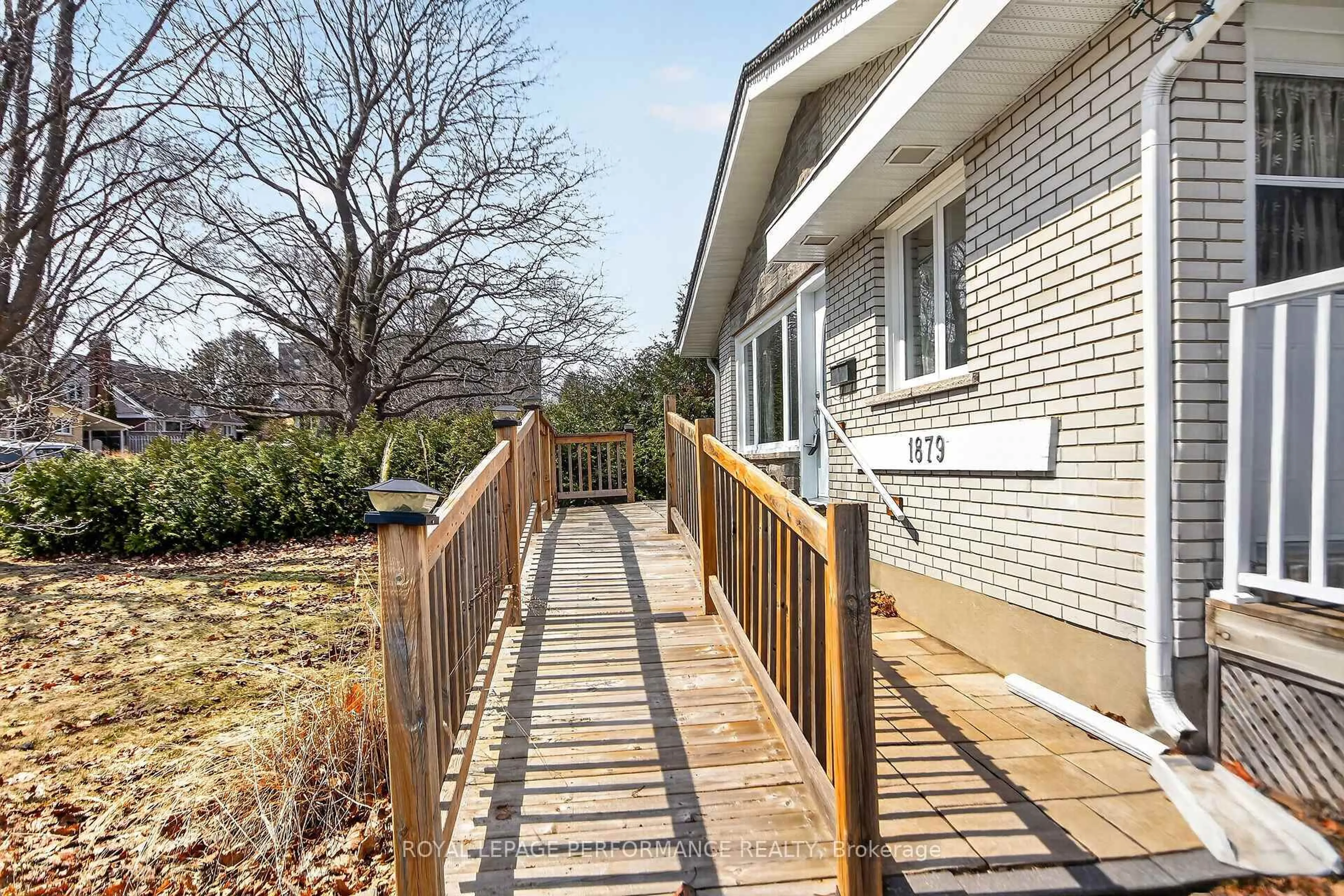 Patio, street for 1879 Sharel Dr, Ottawa Ontario K1H 6W3