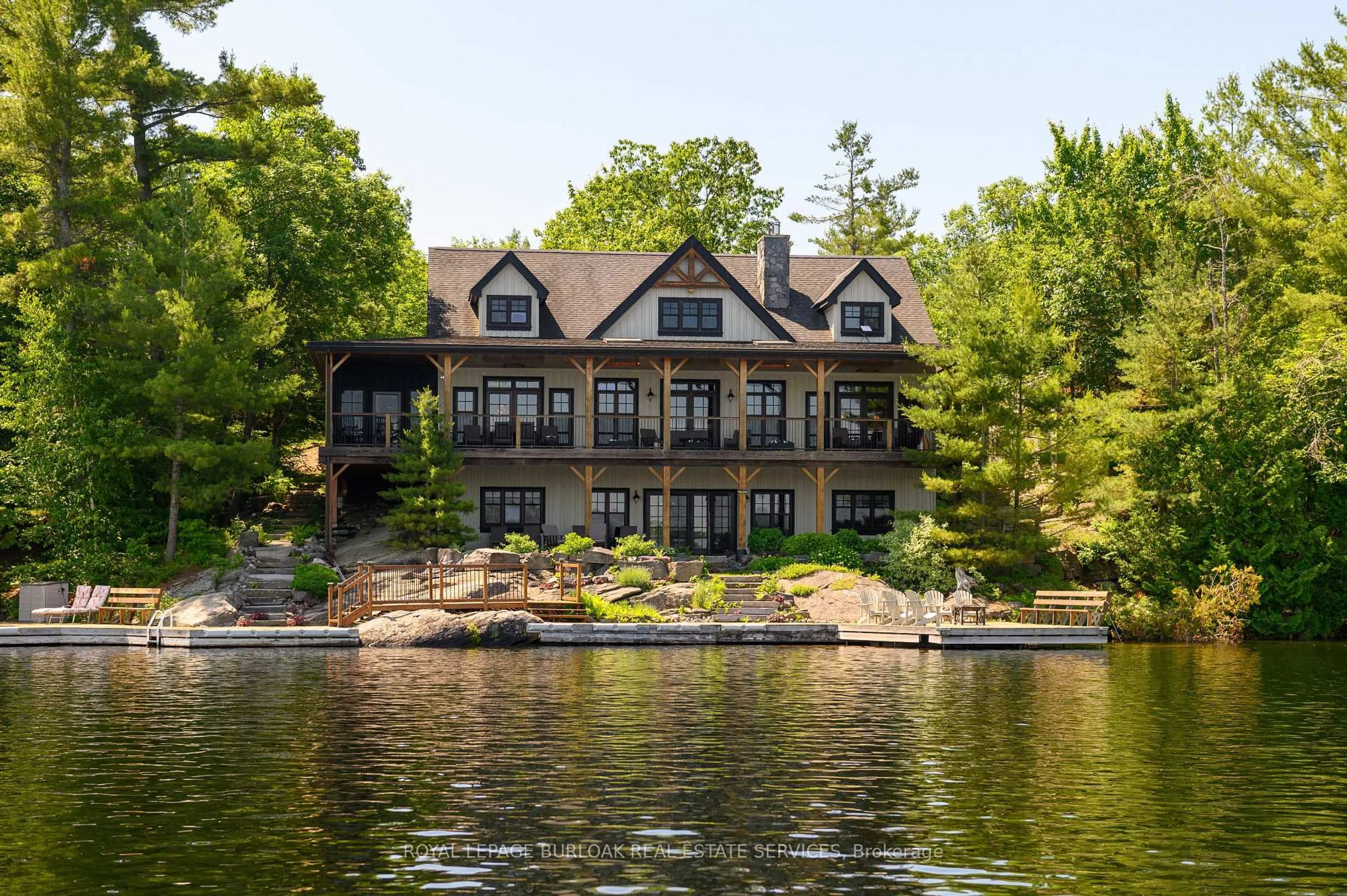 Unknown for 990 Haskett's Dr, Georgian Bay Ontario L0K 1S0