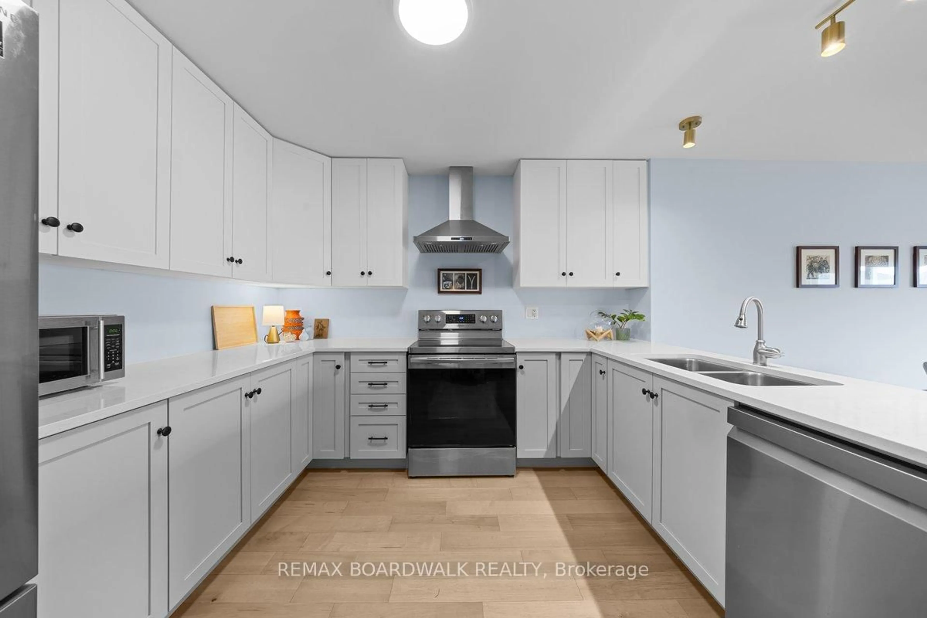 Open concept kitchen, unknown for 823 REAUME St, Almonte Ontario K0A 1A0