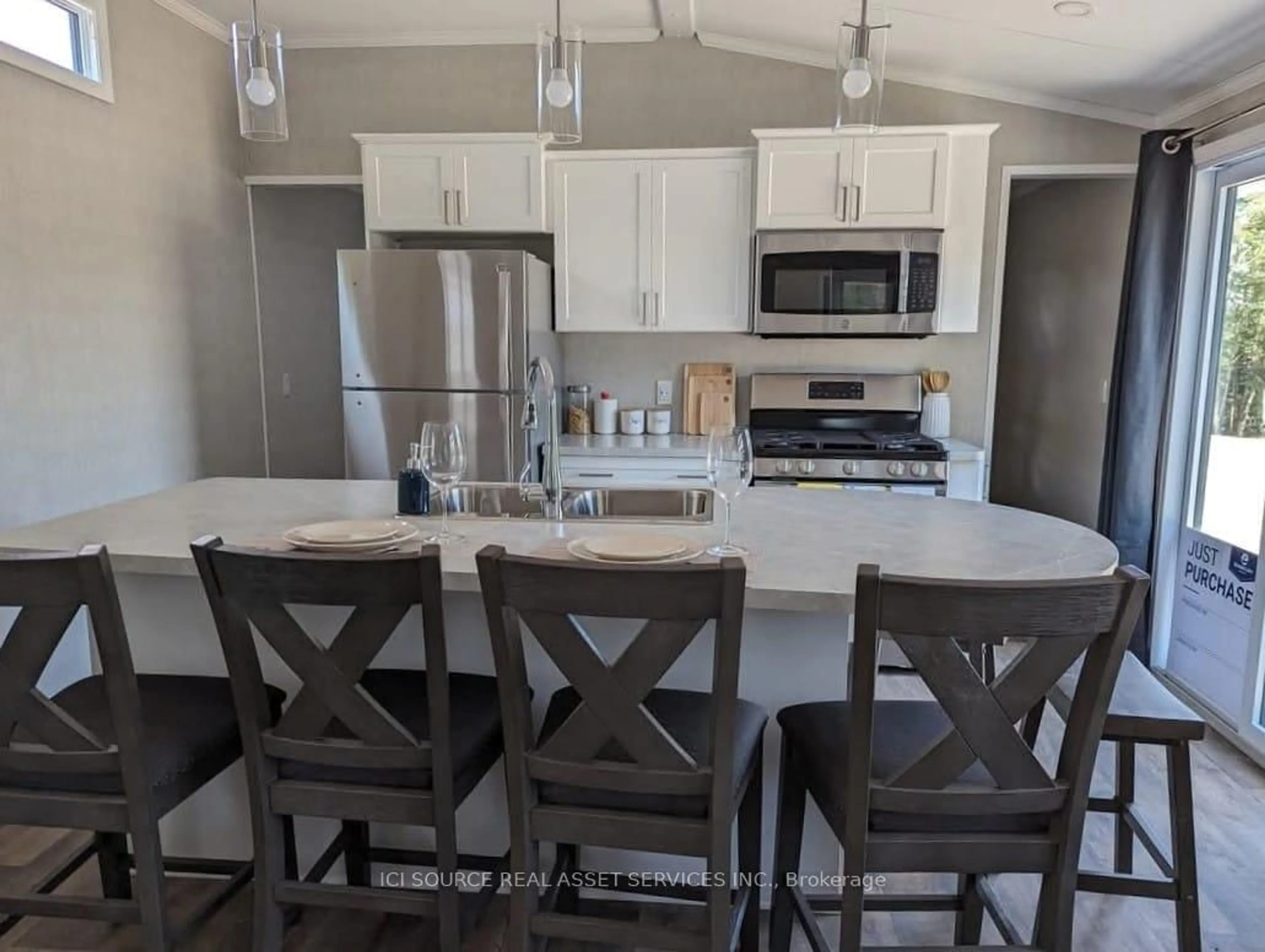 Open concept kitchen, unknown for 1047 Bonnie Lake Camp Rd #LKR036, Bracebridge Ontario P1L 1W9