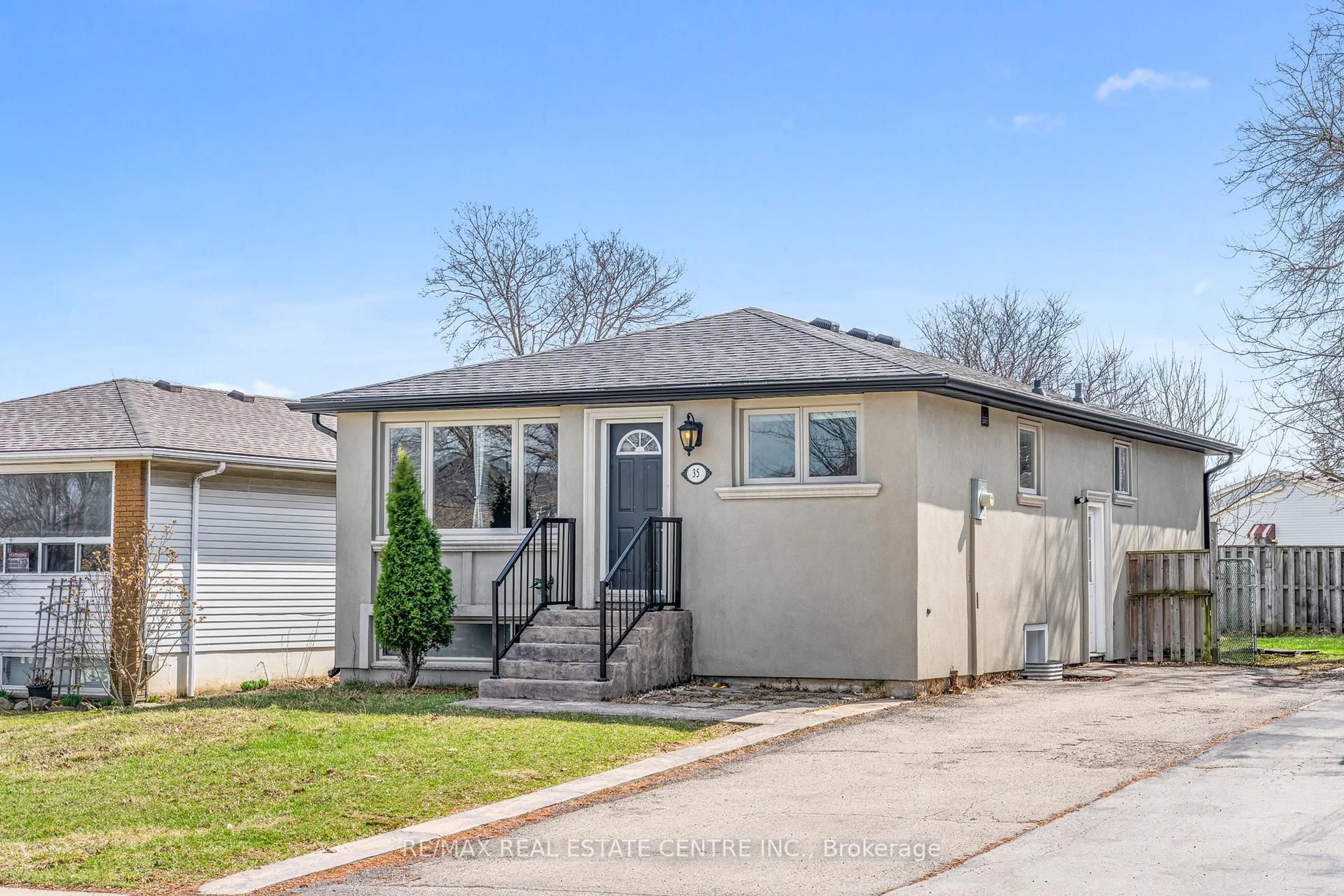 Home with brick exterior material, street for 35 Folkestone Ave, Hamilton Ontario L8V 4M9