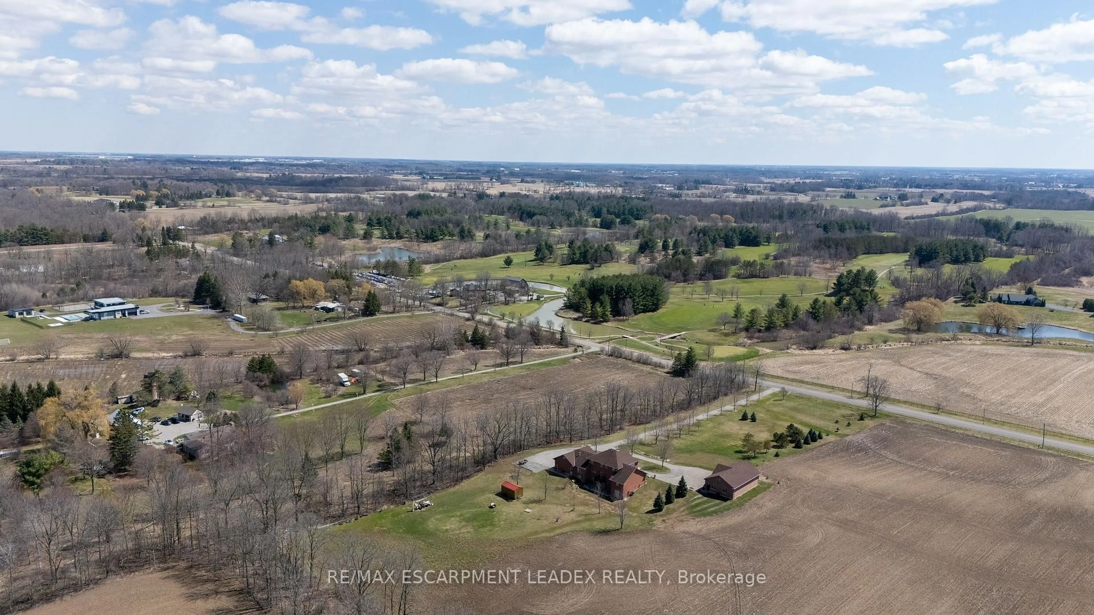 A pic from outside/outdoor area/front of a property/back of a property/a pic from drone, water/lake/river/ocean view for 959 BOOK Rd, Hamilton Ontario L9G 3L1