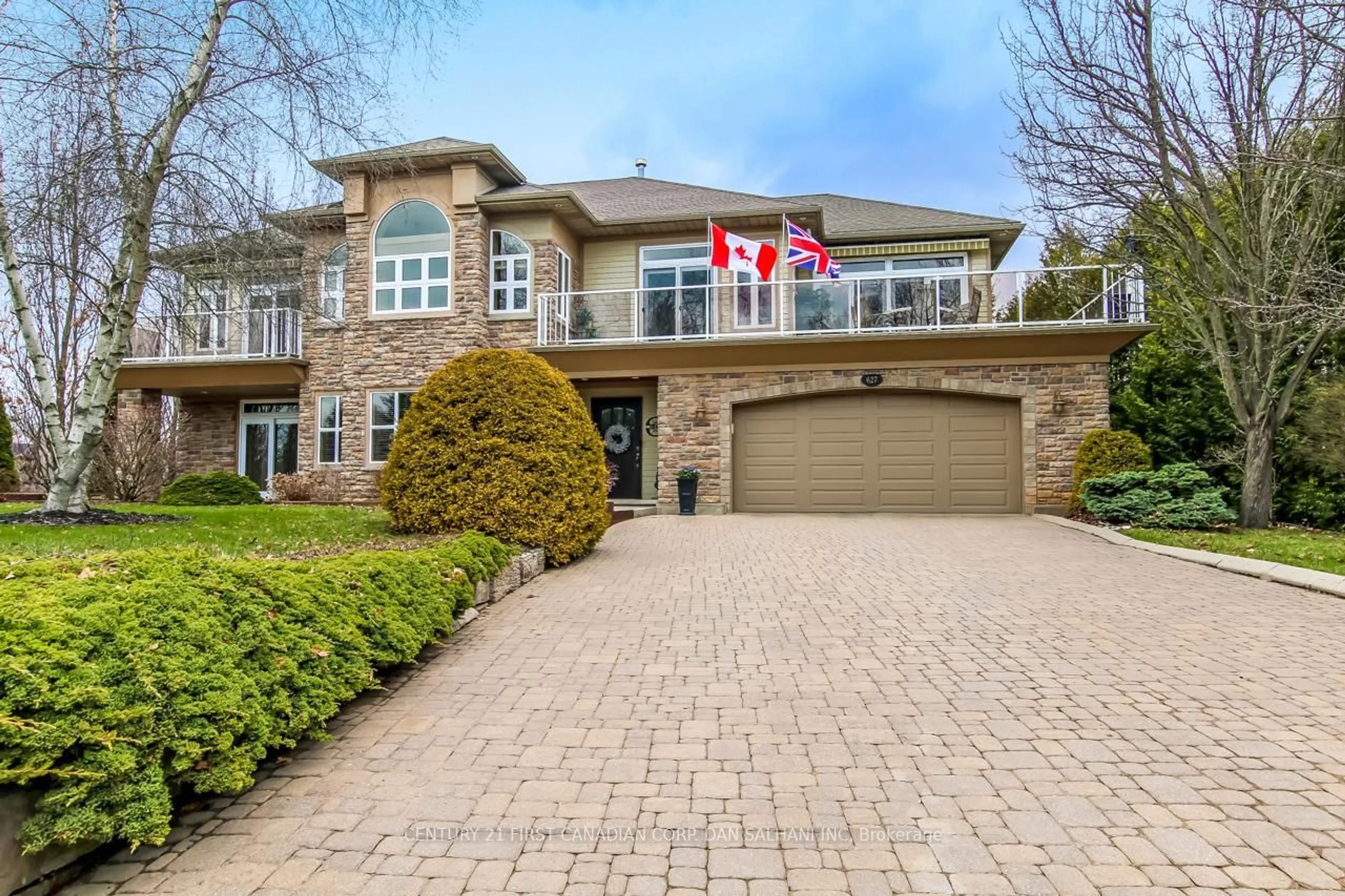 Home with brick exterior material, street for 627 George St, Central Elgin Ontario N5L 1H4