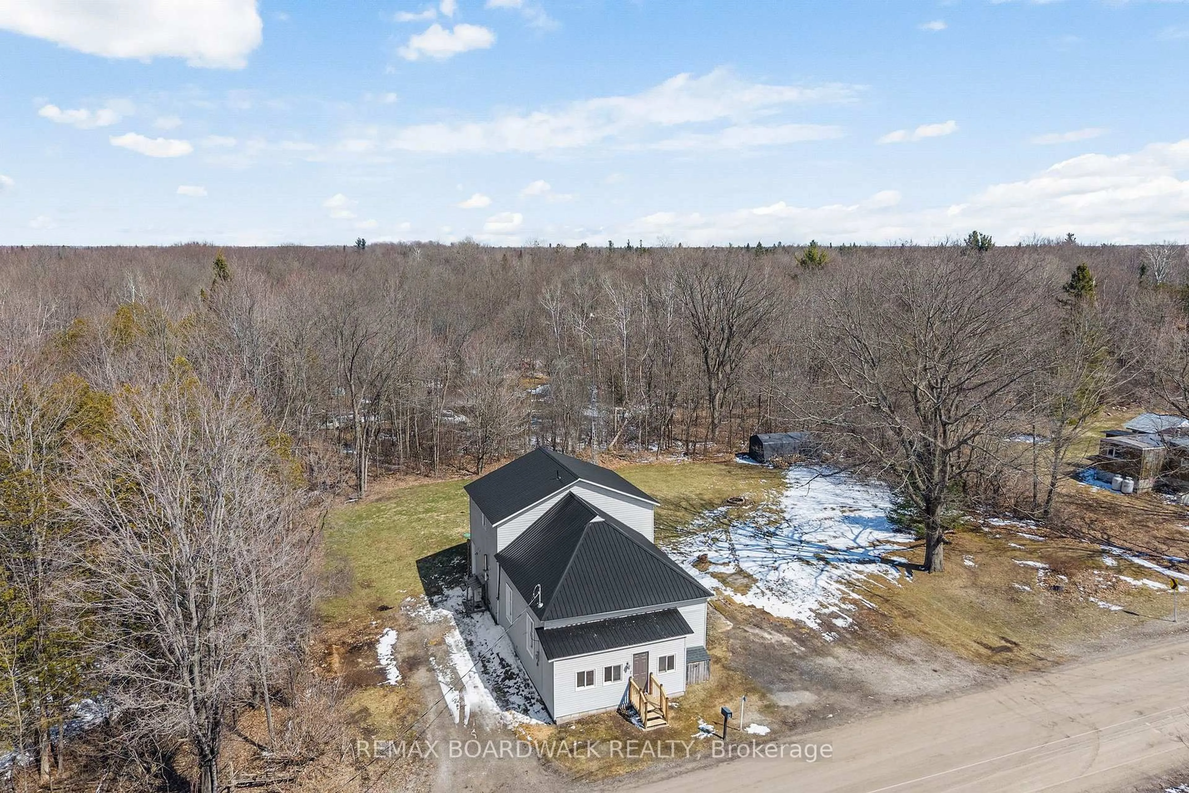 A pic from outside/outdoor area/front of a property/back of a property/a pic from drone, water/lake/river/ocean view for 584 Ford Rd, Smiths Falls Ontario K7A 4S4