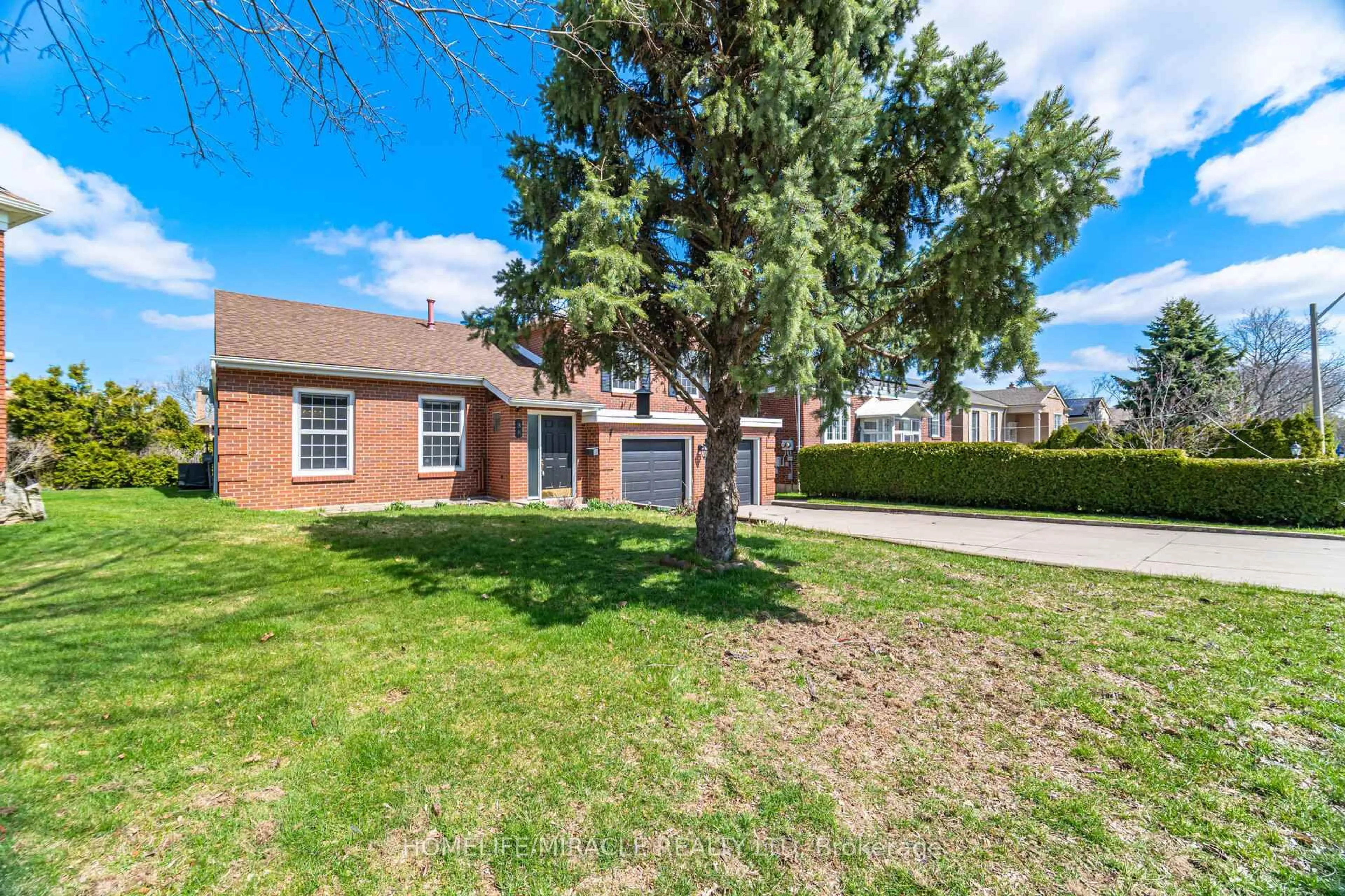 A pic from outside/outdoor area/front of a property/back of a property/a pic from drone, street for 38 Leclaire St, Hamilton Ontario L9C 5X3