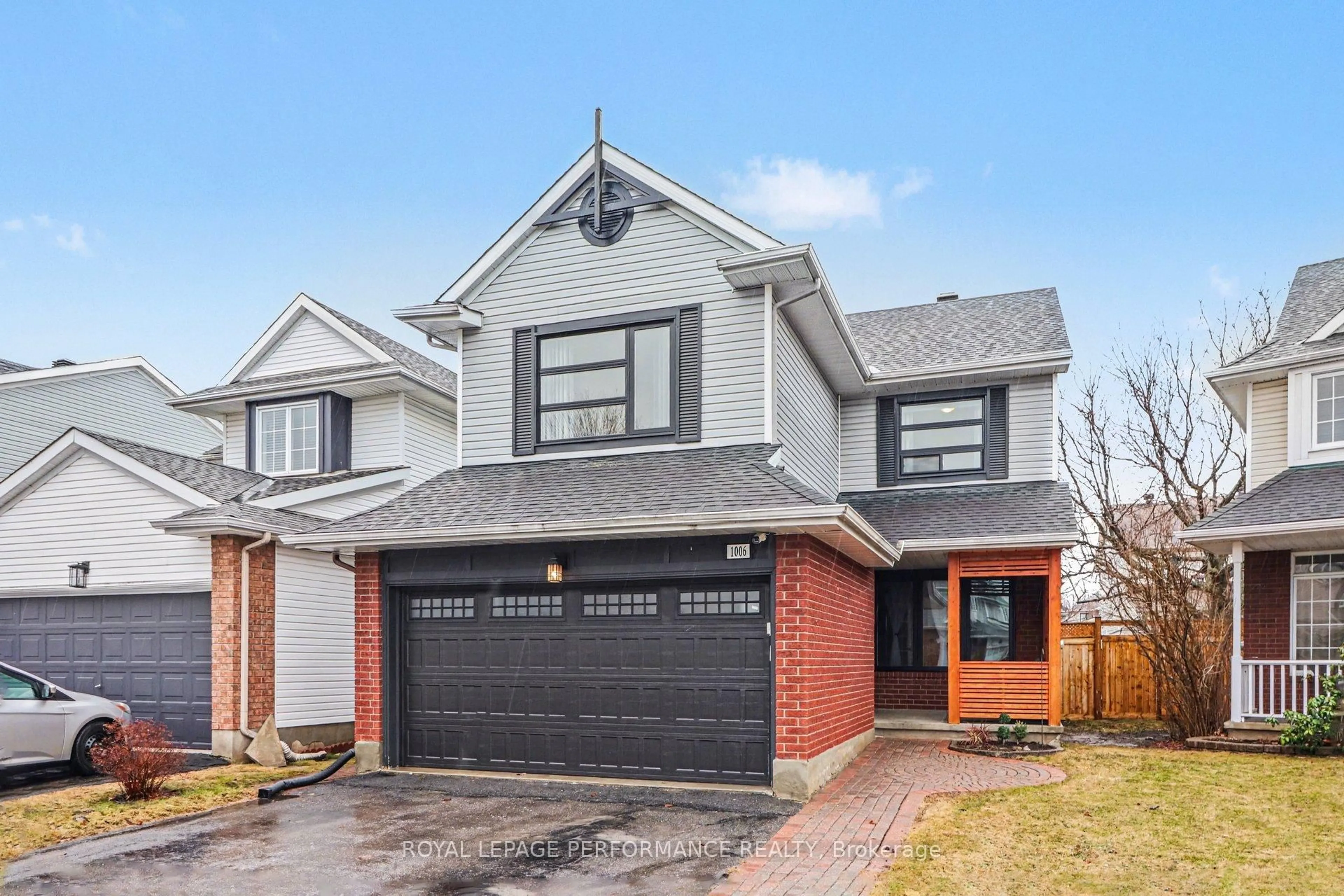 Home with brick exterior material, street for 1006 Sheenboro Cres, Ottawa Ontario K4A 3M8