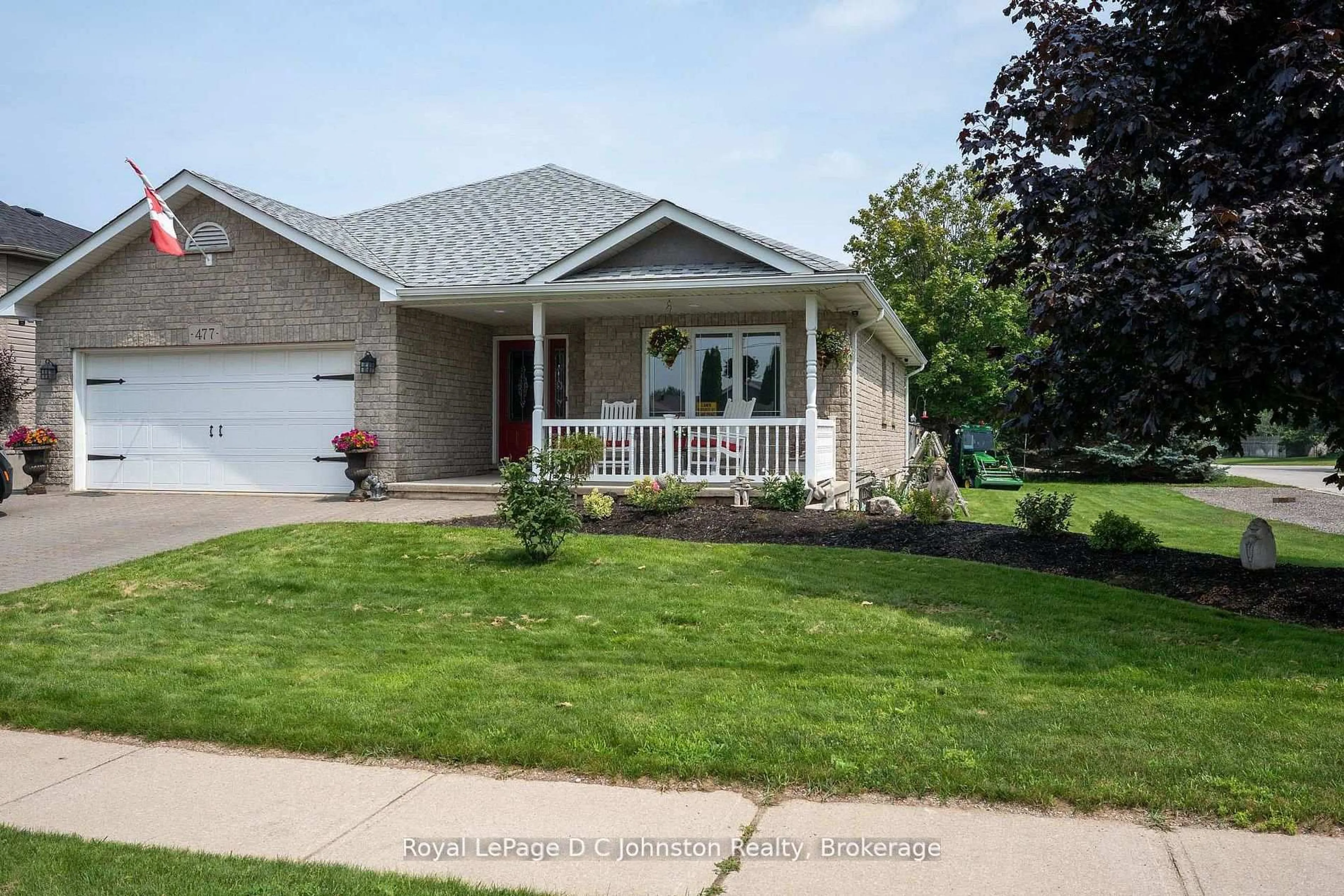 Home with vinyl exterior material, street for 477 Buckby Lane, Saugeen Shores Ontario N0H 2C1