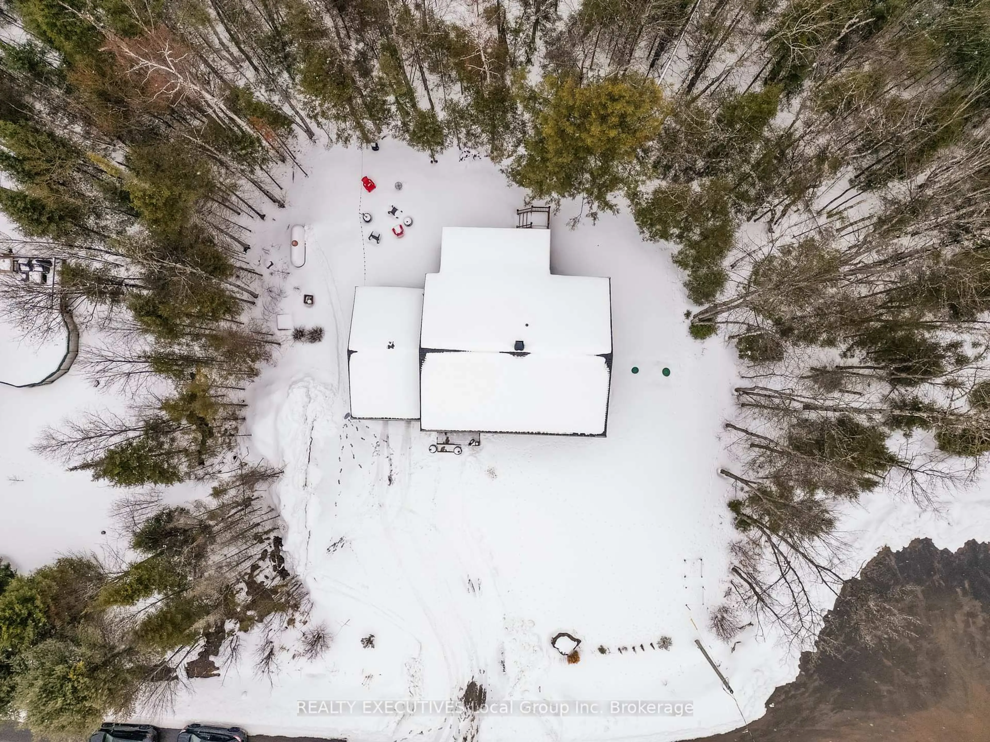 A pic from outside/outdoor area/front of a property/back of a property/a pic from drone, unknown for 61 Astor St, East Ferris Ontario P0H 1B0