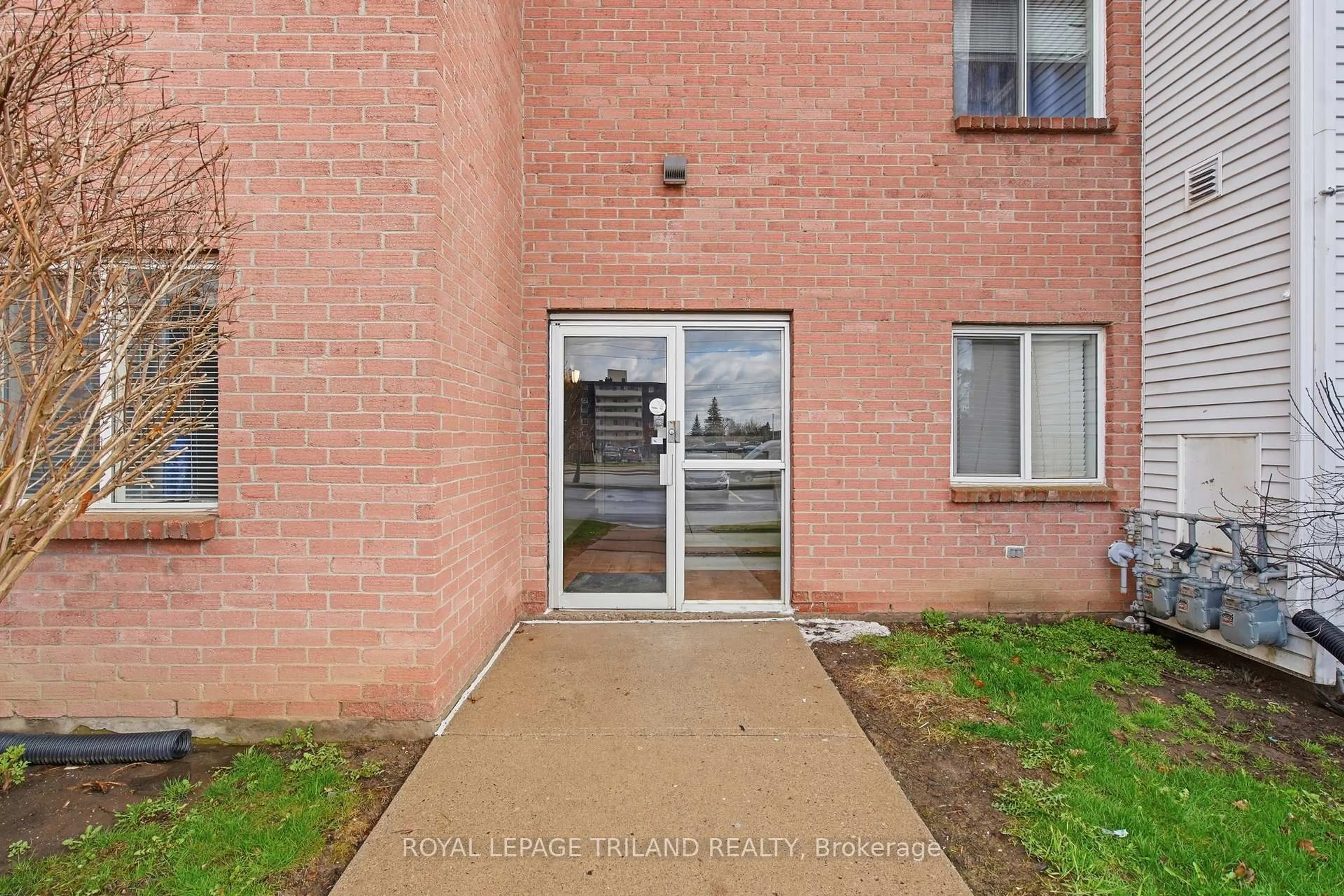 Unknown for 1096 Jalna Blvd #135, London South Ontario N6E 3B8