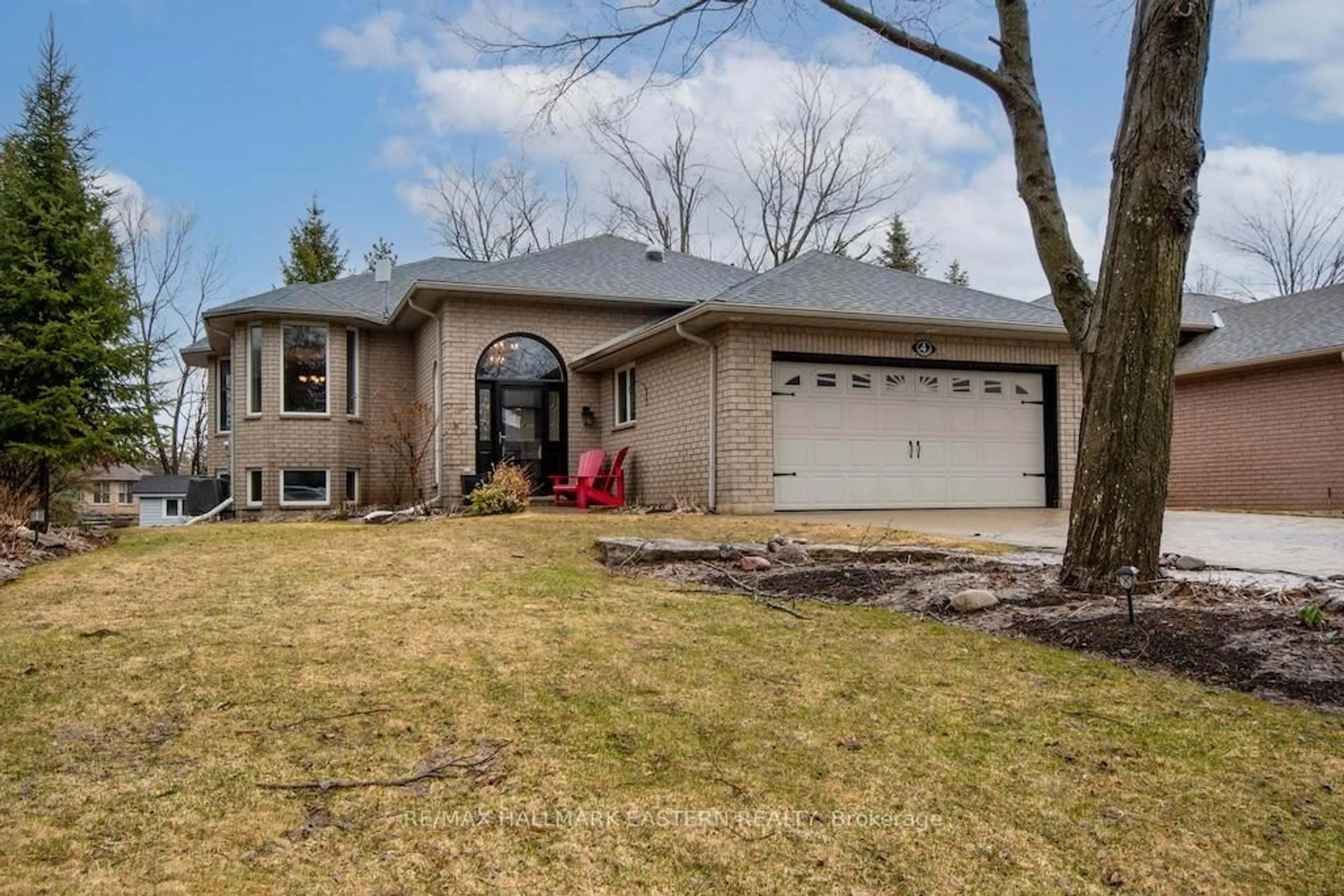 Home with brick exterior material, street for 4 Huntingwood Cres, Kawartha Lakes Ontario K0M 1A0