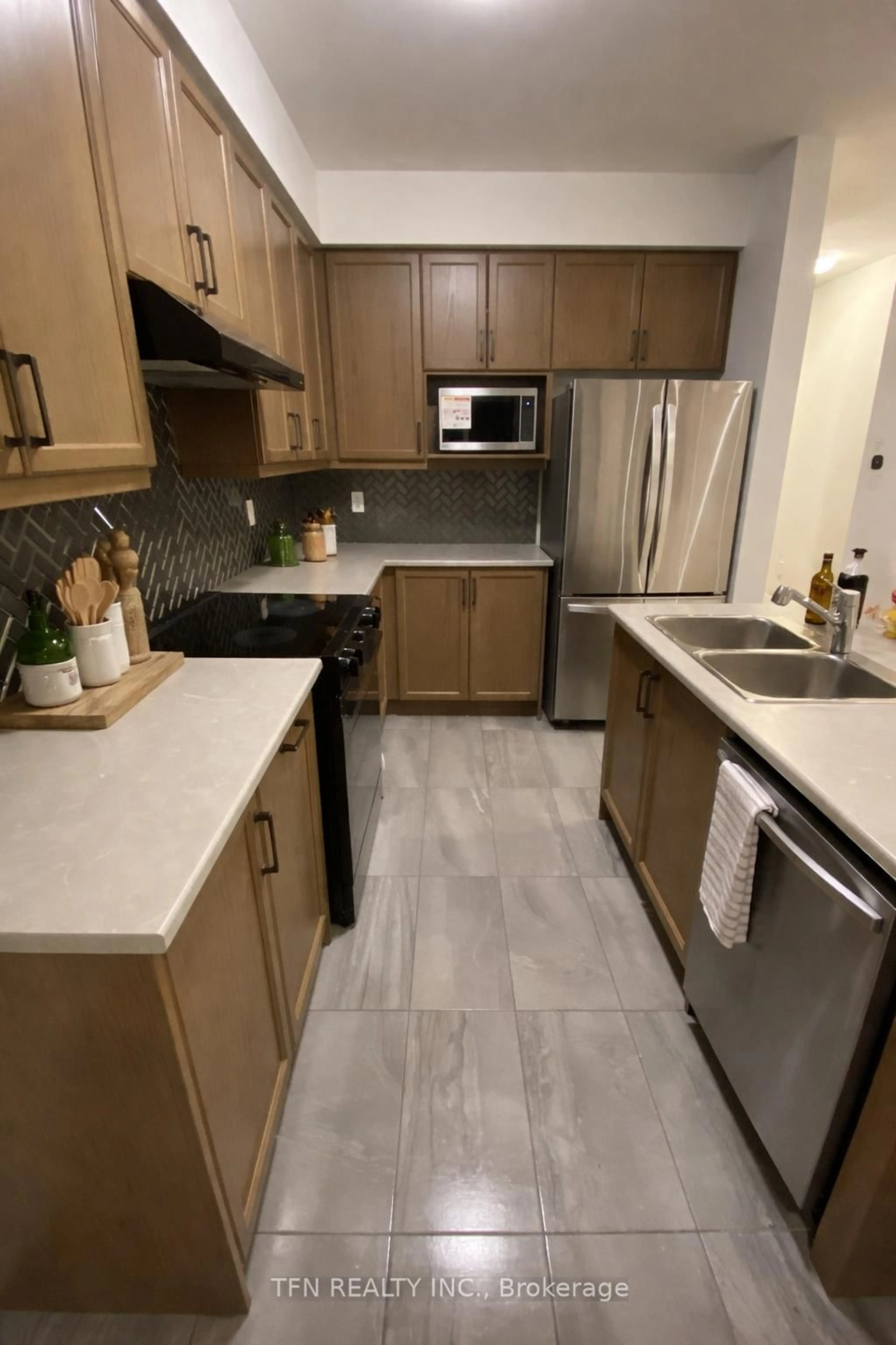 Unknown for 199 Port Cres, Welland Ontario L3B 0N2