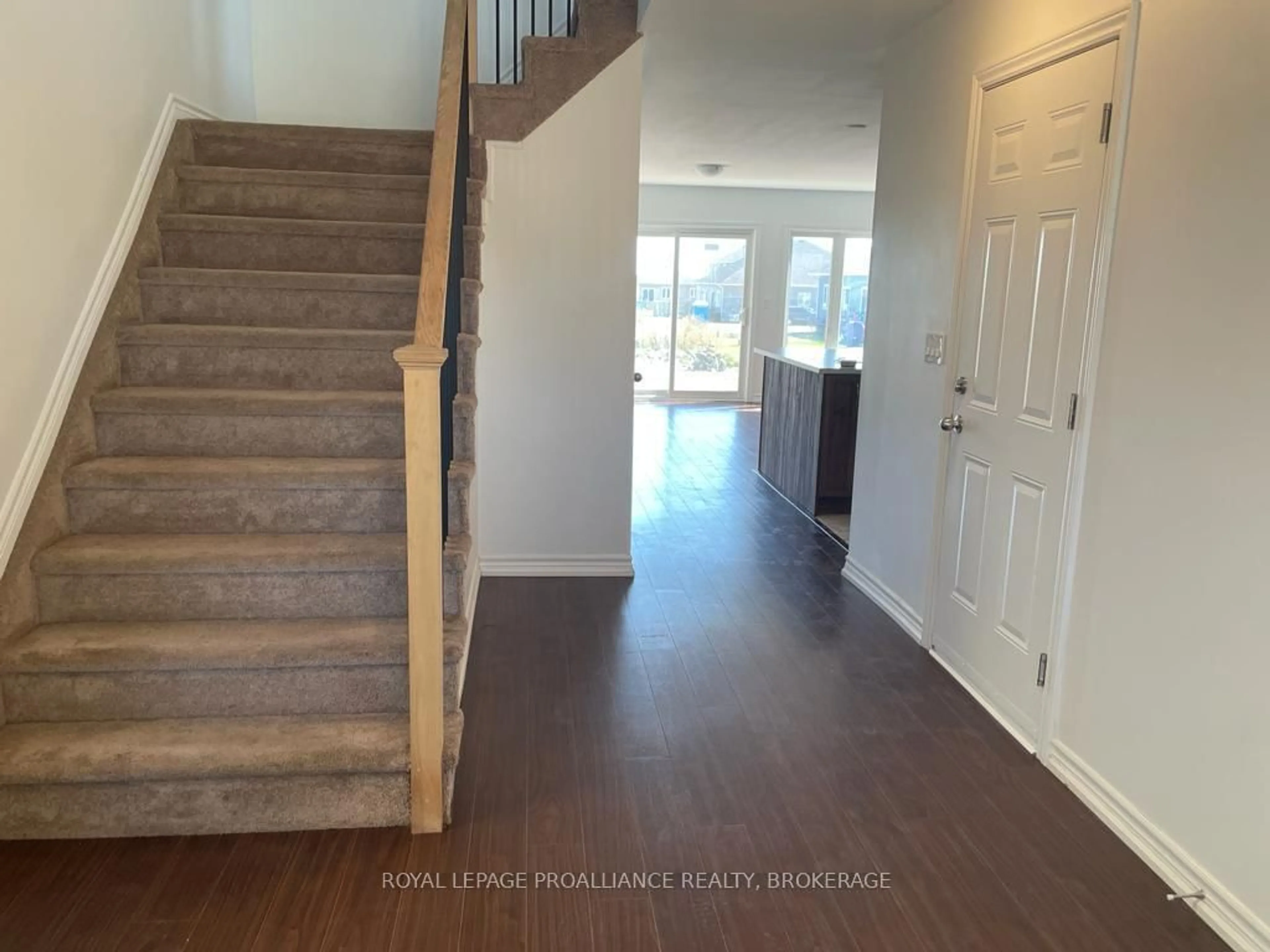 Indoor entryway for 31 Brennan Cres, Bissett Creek Ontario K0H 2H0